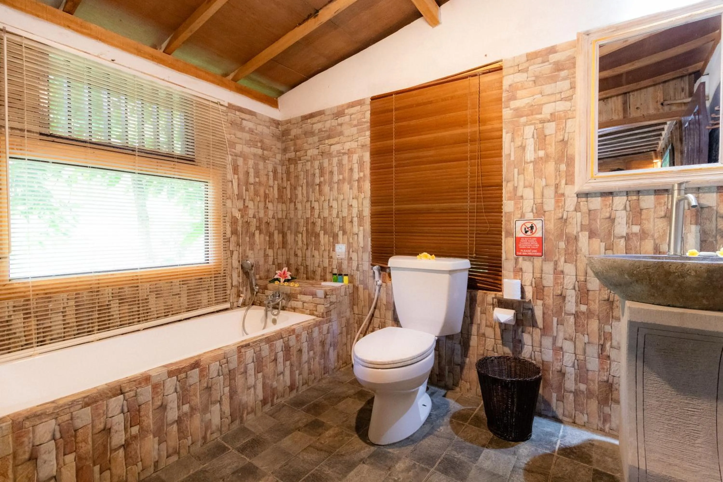Bathroom in Doni House & Villas