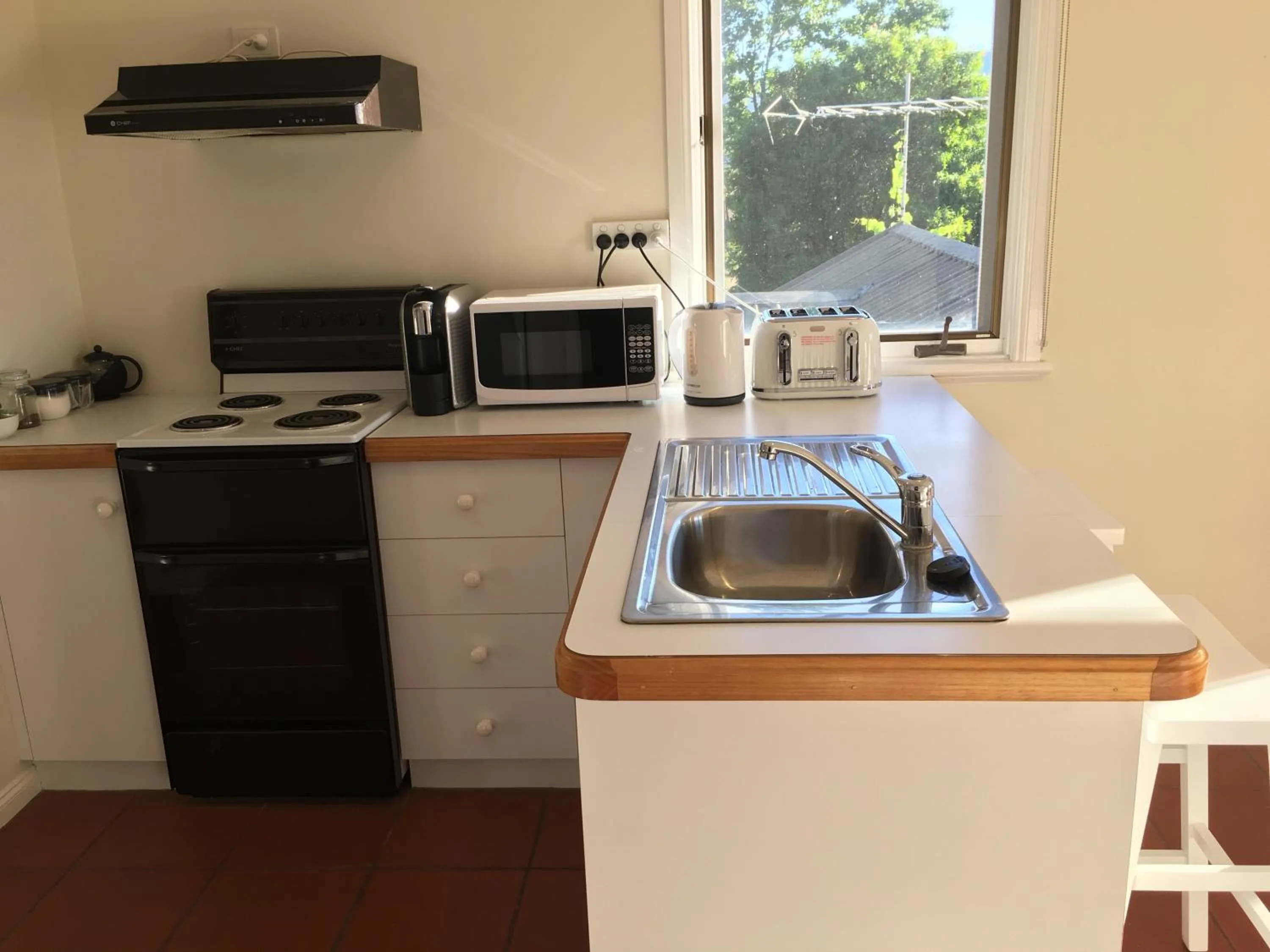 Coffee/tea facilities in Rosewhite House