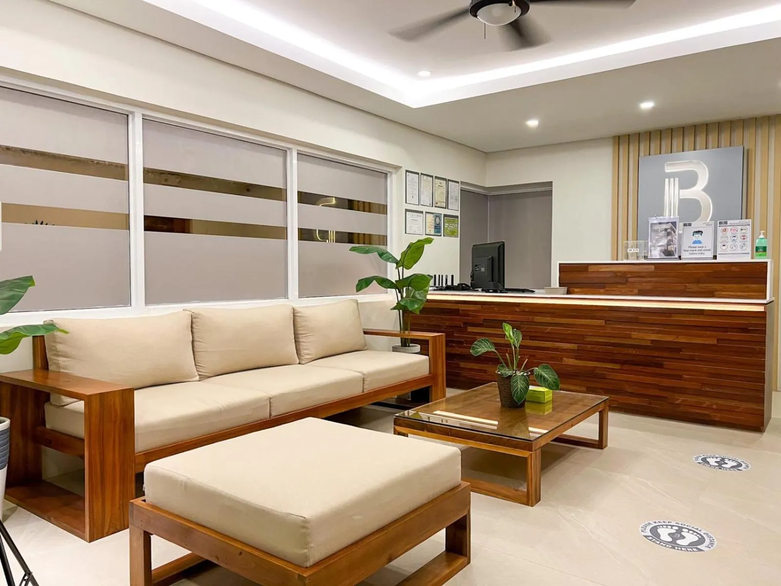 Lobby or reception in Bill Tourist Inn