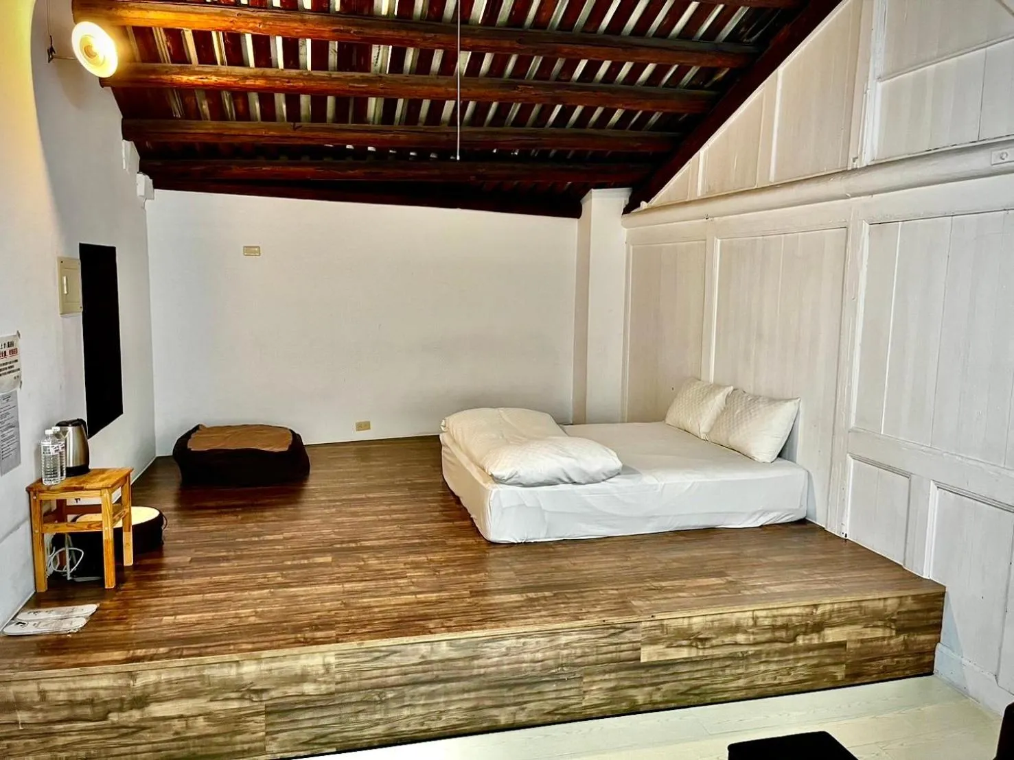 Bedroom, Bed in 窩好宅 Stay Nice Home