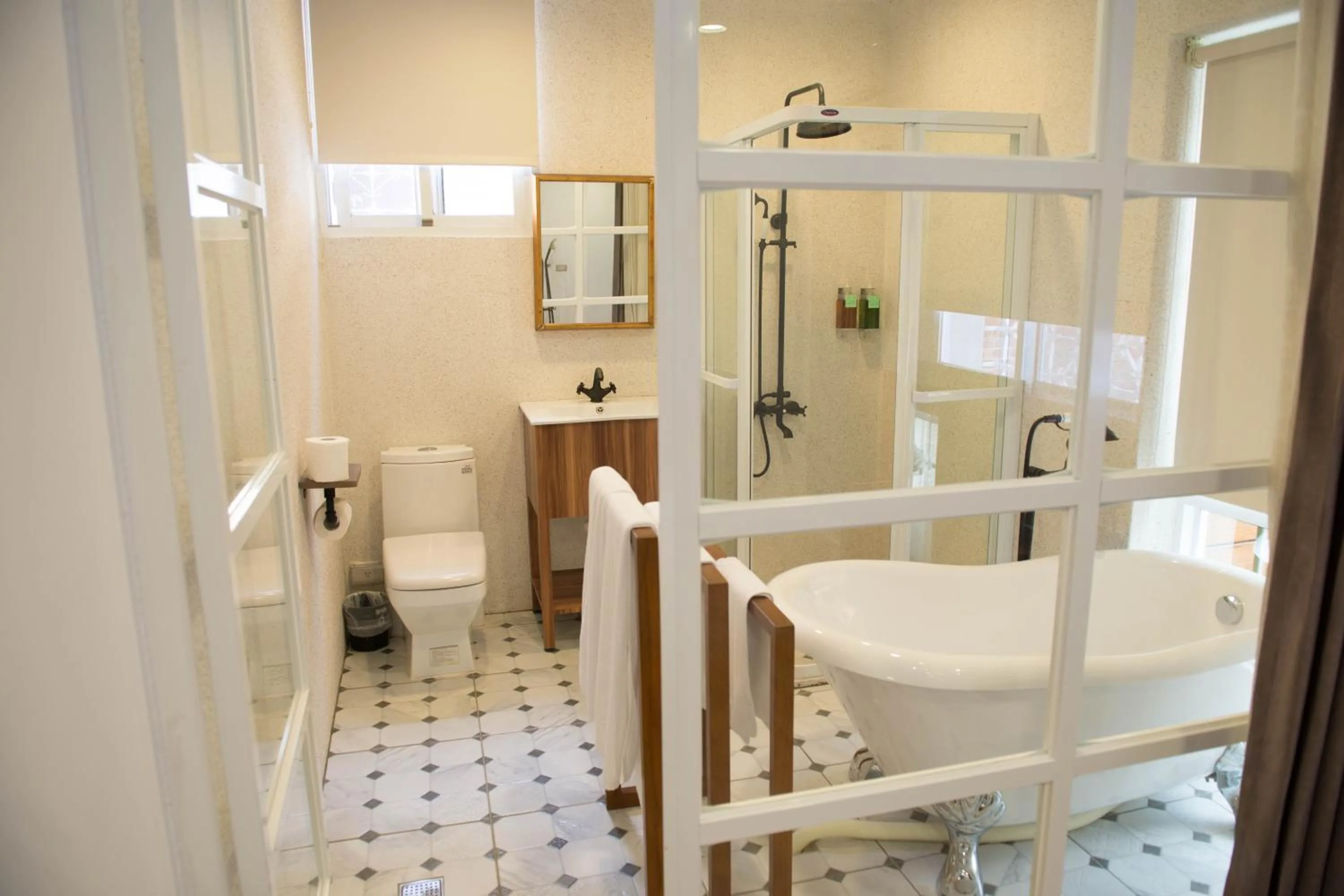 Bathroom in 窩好宅 Stay Nice Home