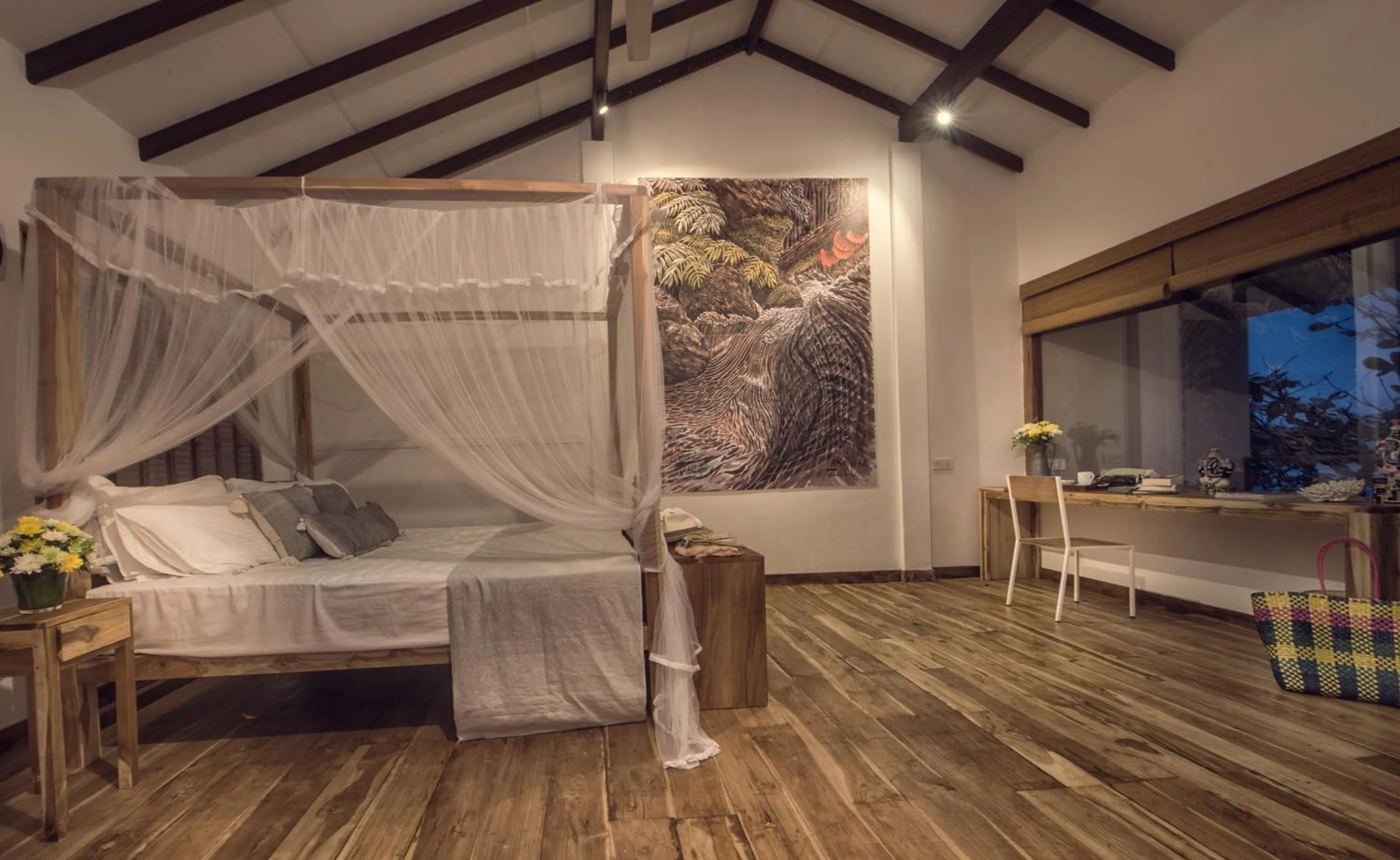 Photo of the whole room, Bed in C Beyond Nilaveli