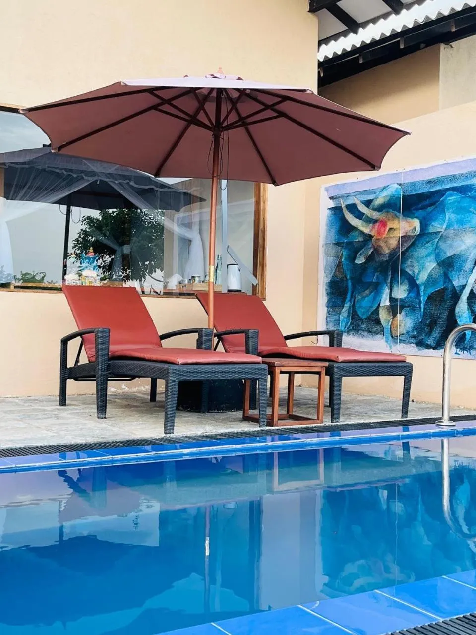 Pool view in C Beyond Nilaveli