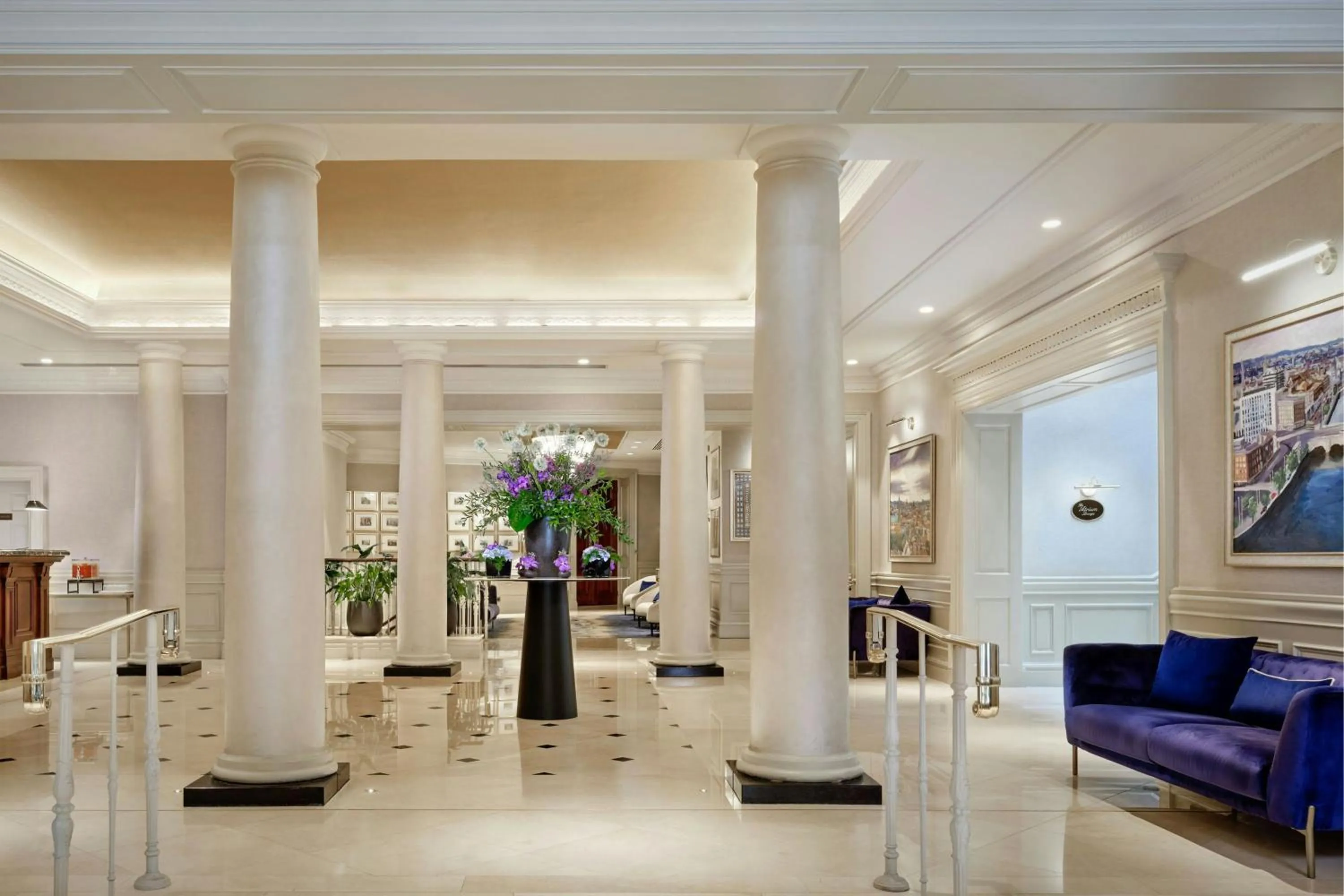 Lobby or reception in The College Green Dublin Hotel, Autograph Collection