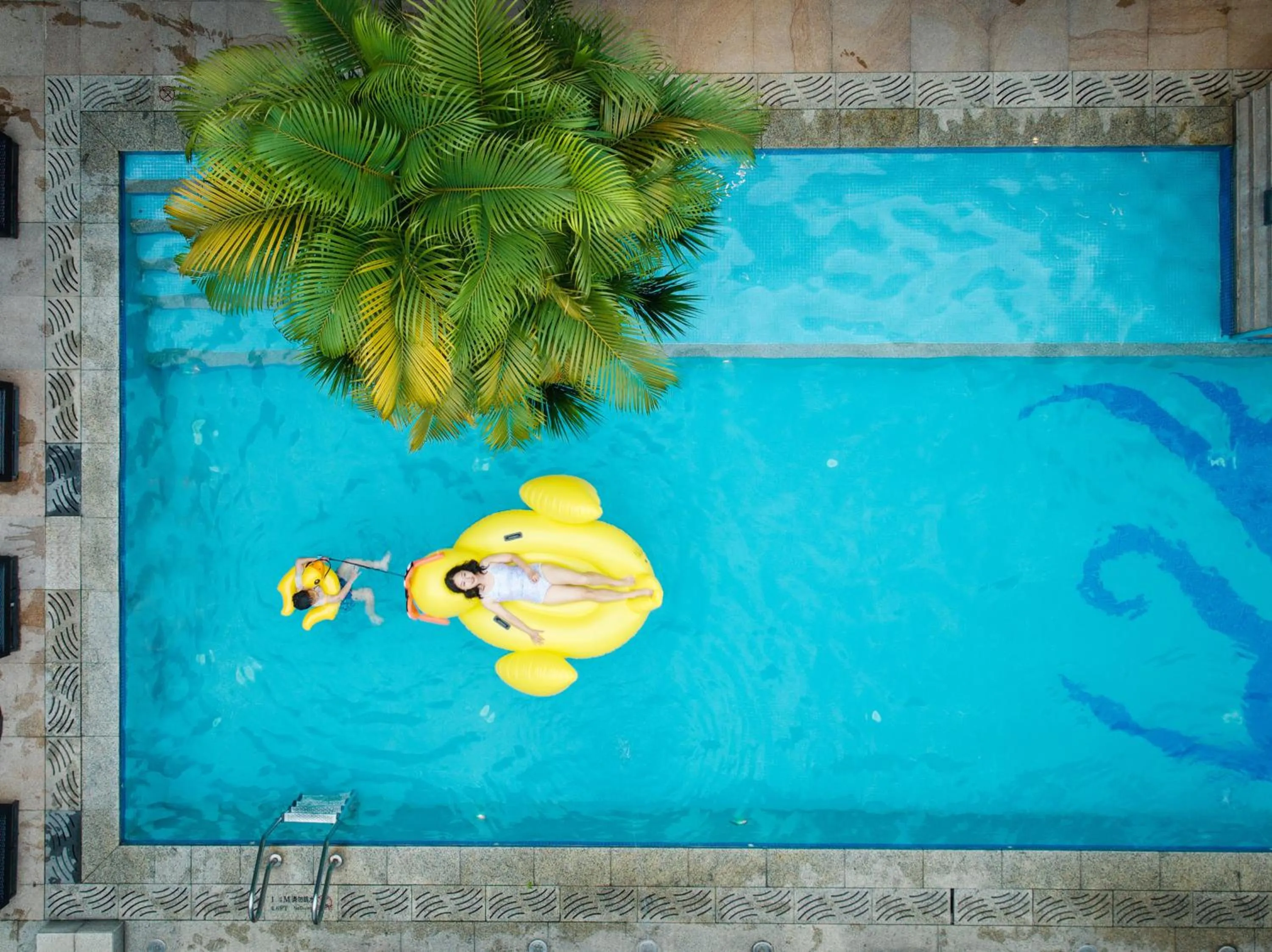 Pool view in Hard Rock Hotel Shenzhen