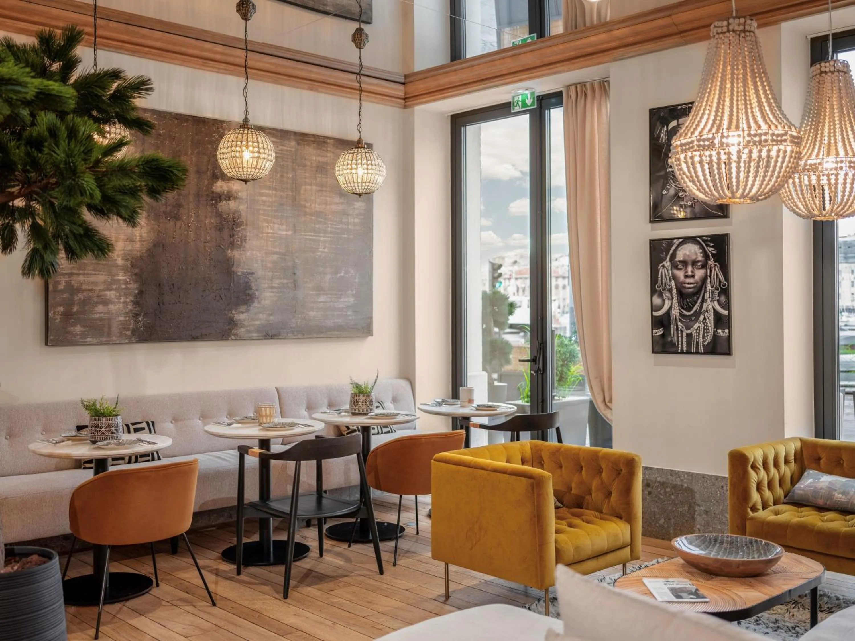 Living room in Maisons du Monde Hôtel & Suites - Marseille Vieux Port