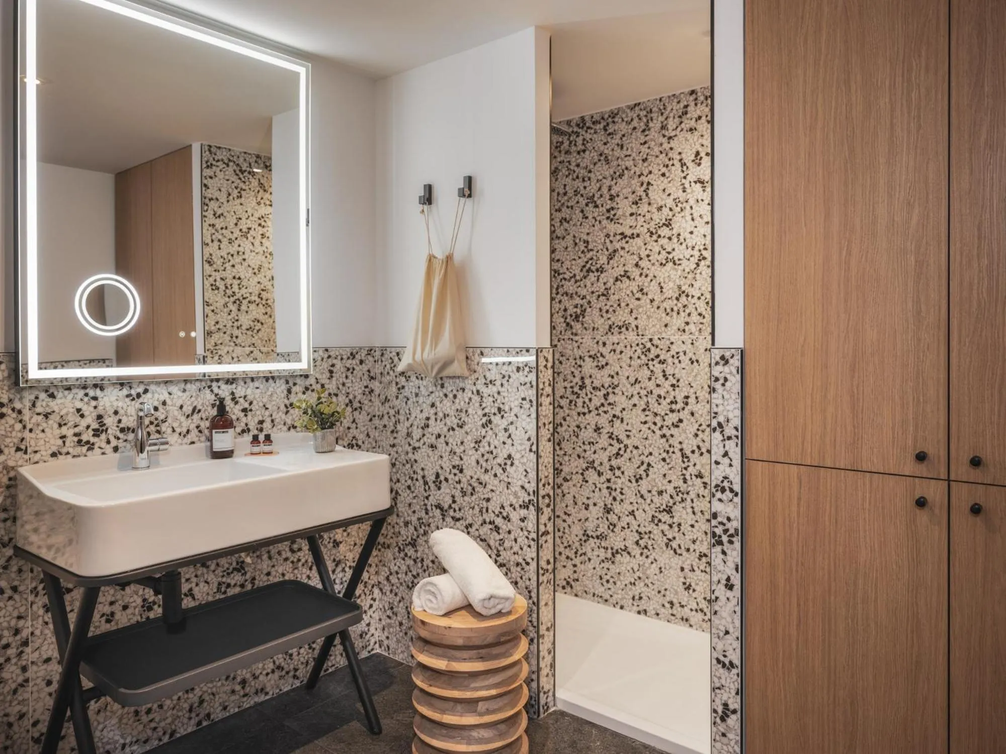 Bathroom in Maisons du Monde Hôtel & Suites - Marseille Vieux Port