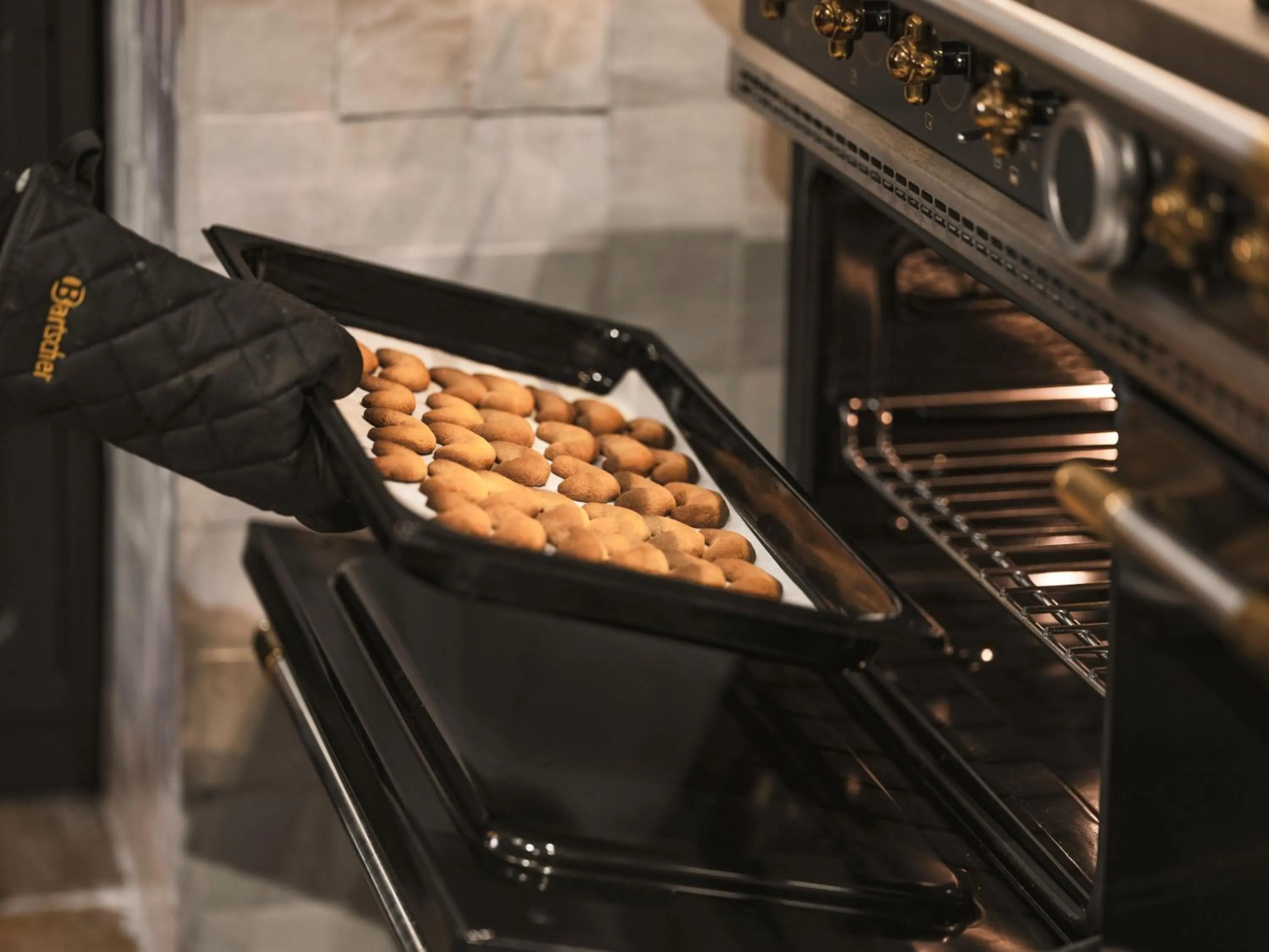 Breakfast in Maisons du Monde Hôtel & Suites - Marseille Vieux Port