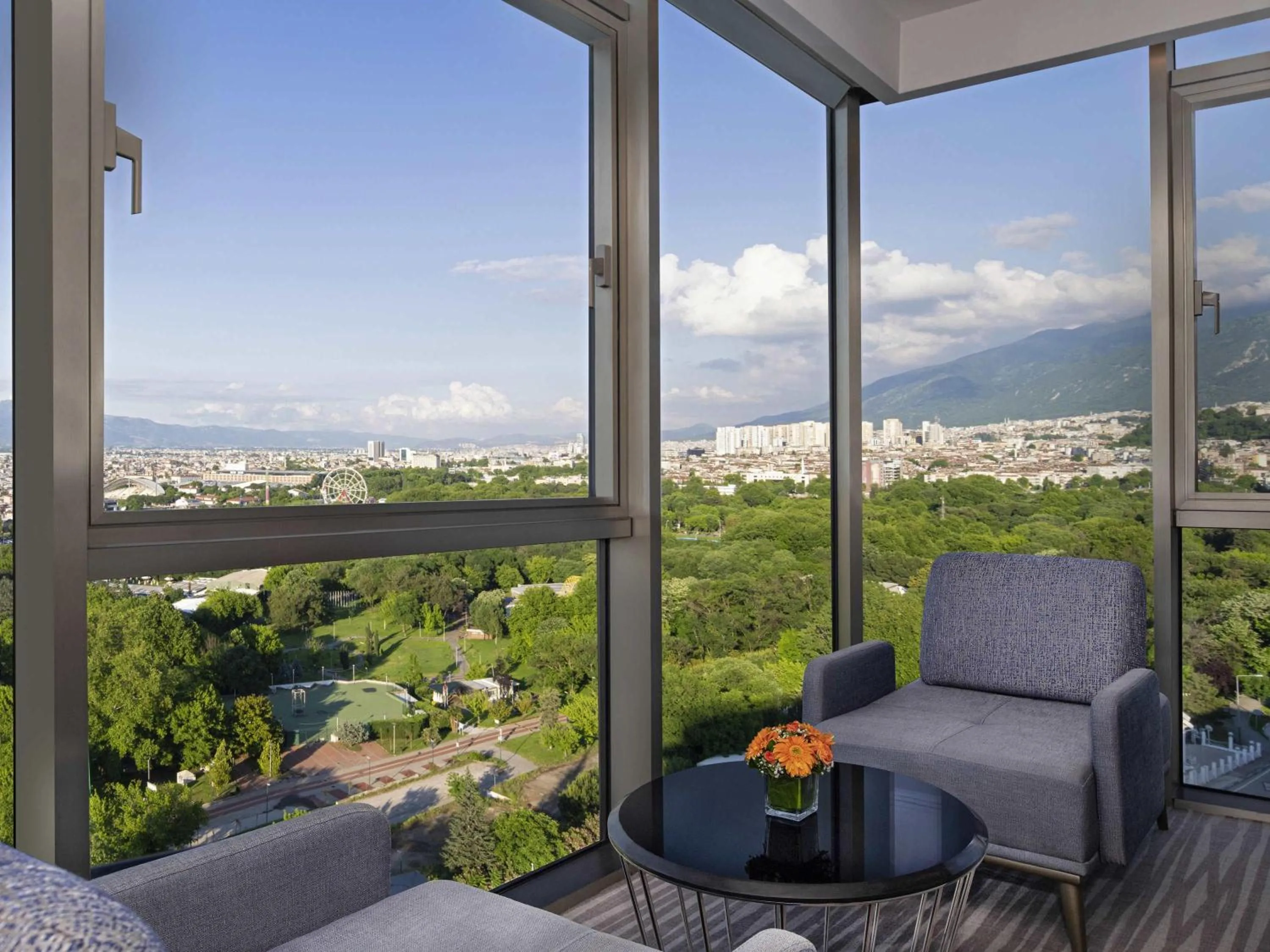 Bedroom in Mövenpick Hotel & Thermal Spa Bursa