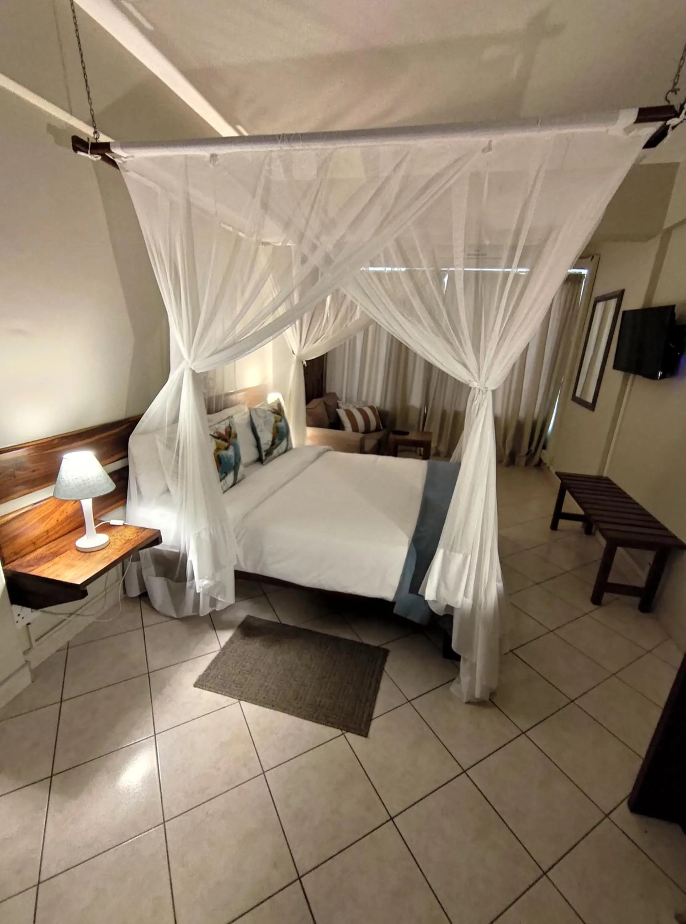 Bed in Sundown Guest House Maputo