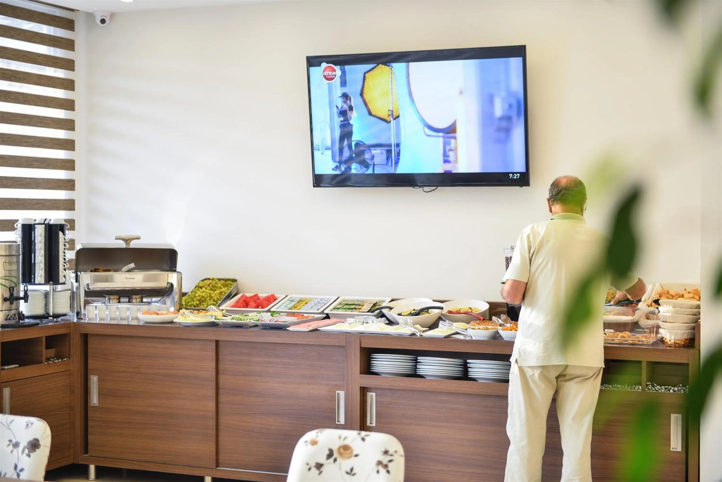 TV and multimedia in Hakcan Hotel