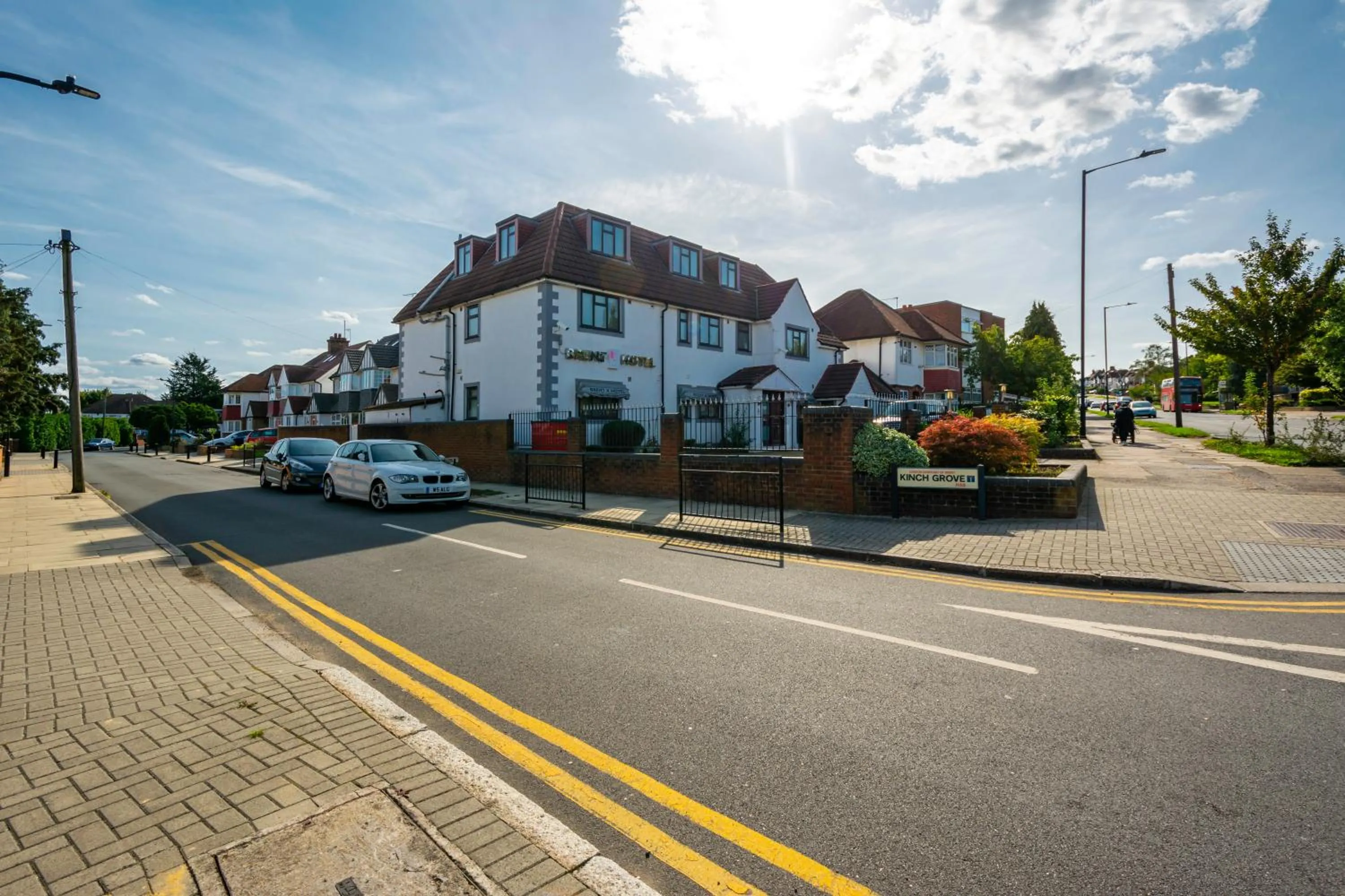 Street view in The Brent Hotel - London - Wembley