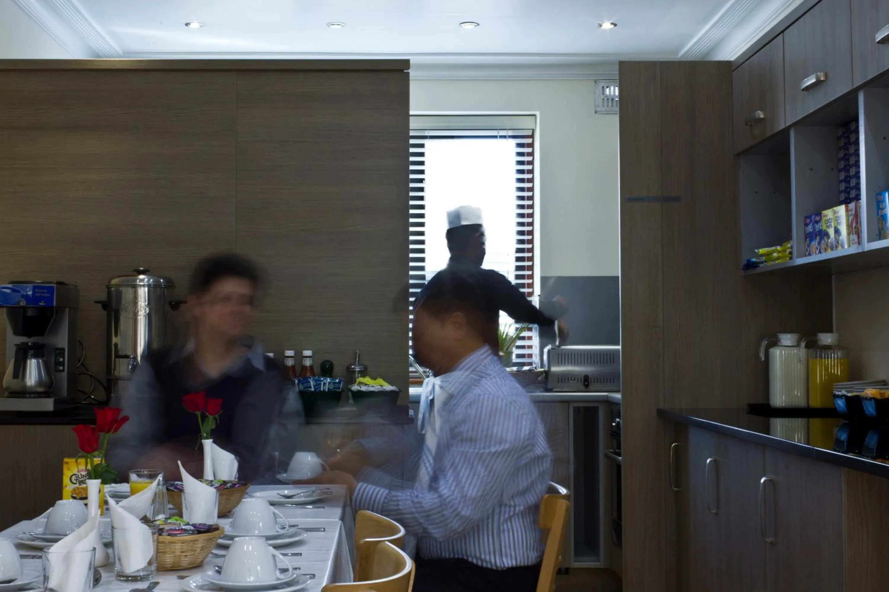 Restaurant/places to eat in The Brent Hotel - London - Wembley