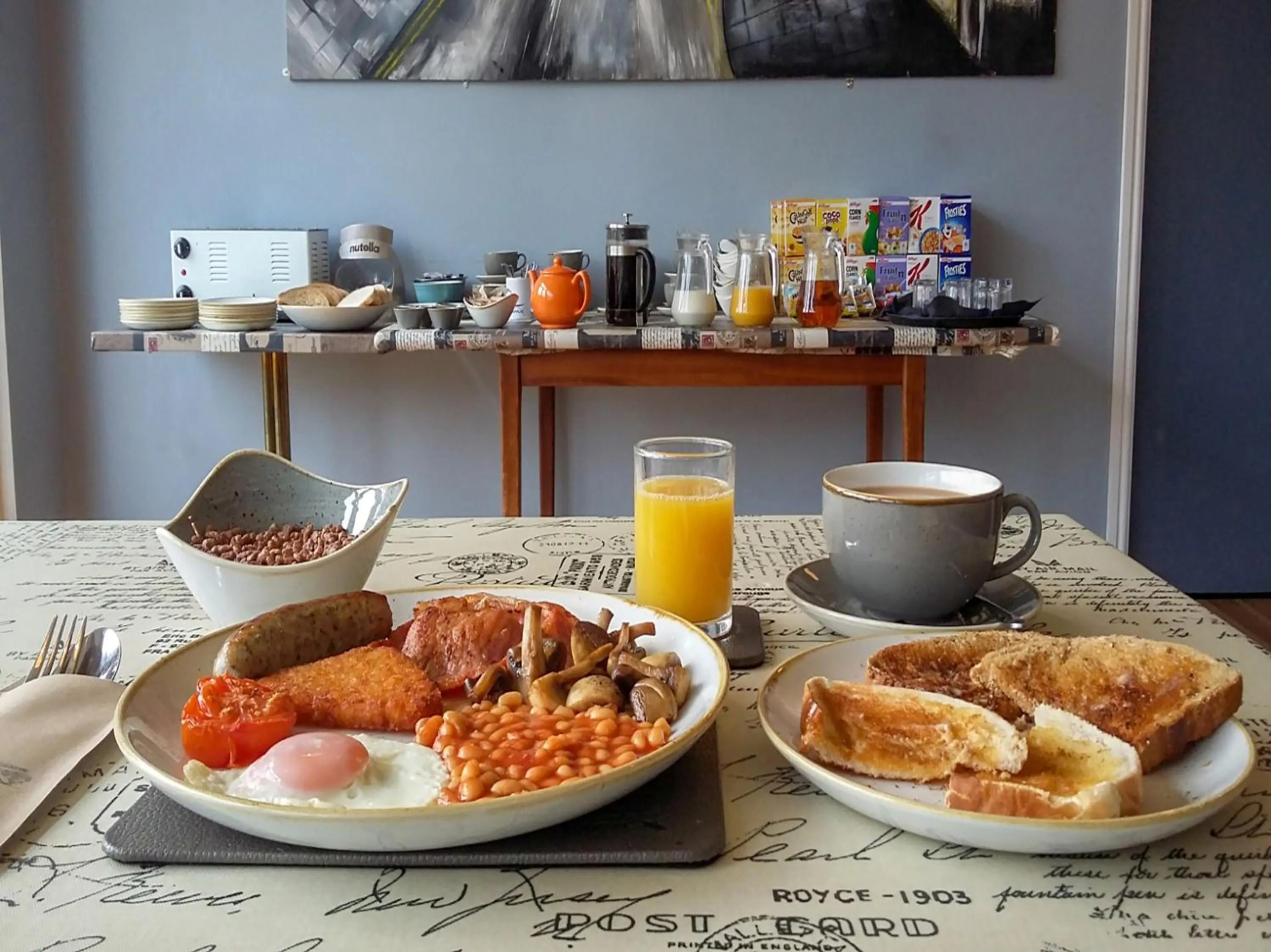 Breakfast in Padarn Hotel