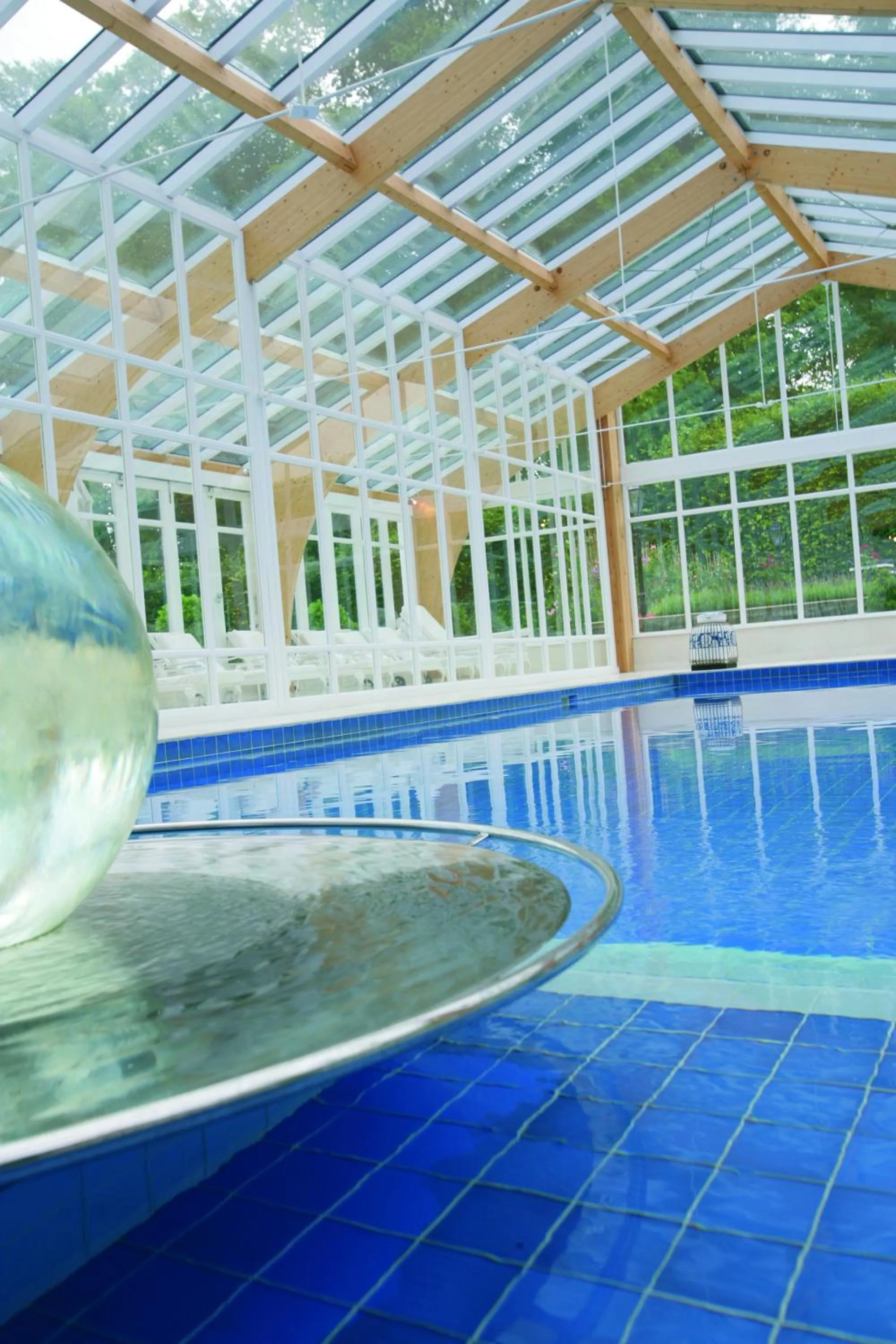 Spa and wellness centre/facilities in Summer Lodge Country House Hotel