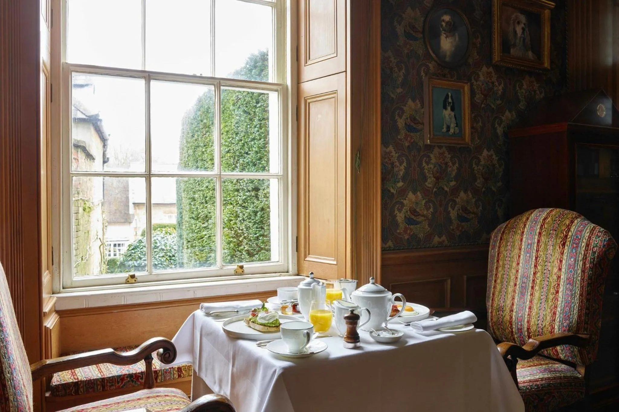 Breakfast in Summer Lodge Country House Hotel