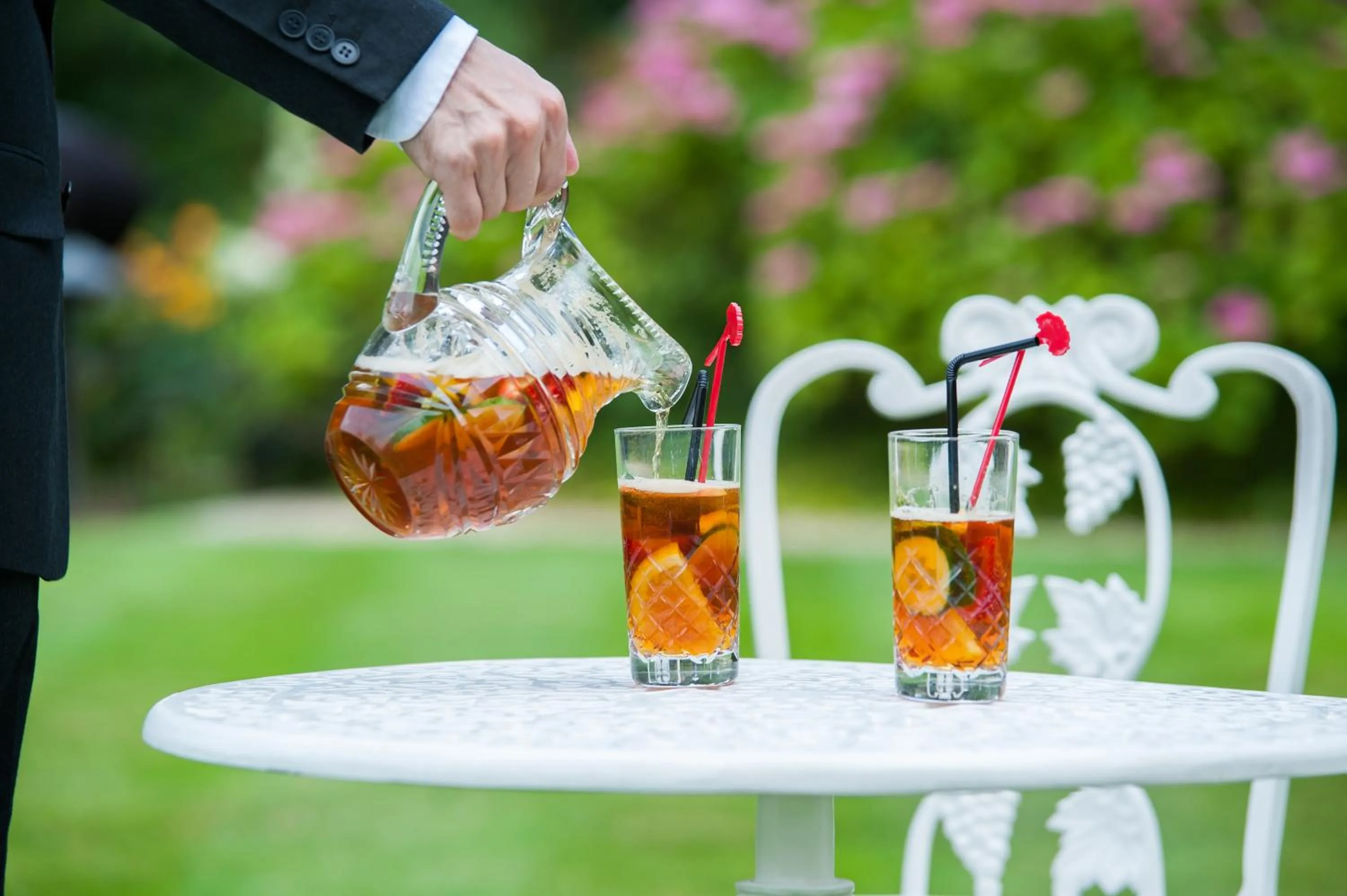 Food and drinks in Summer Lodge Country House Hotel