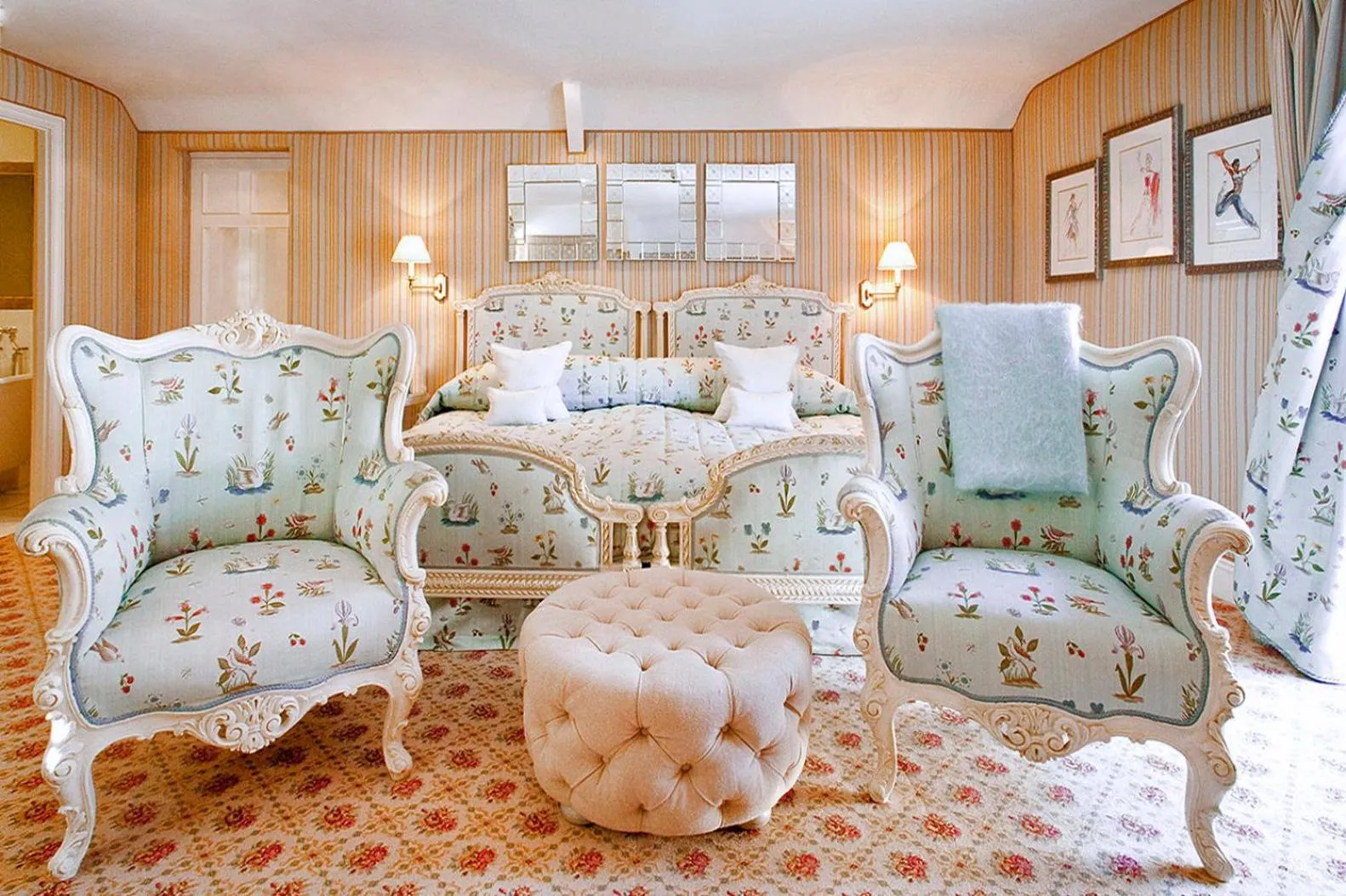 Photo of the whole room in Summer Lodge Country House Hotel