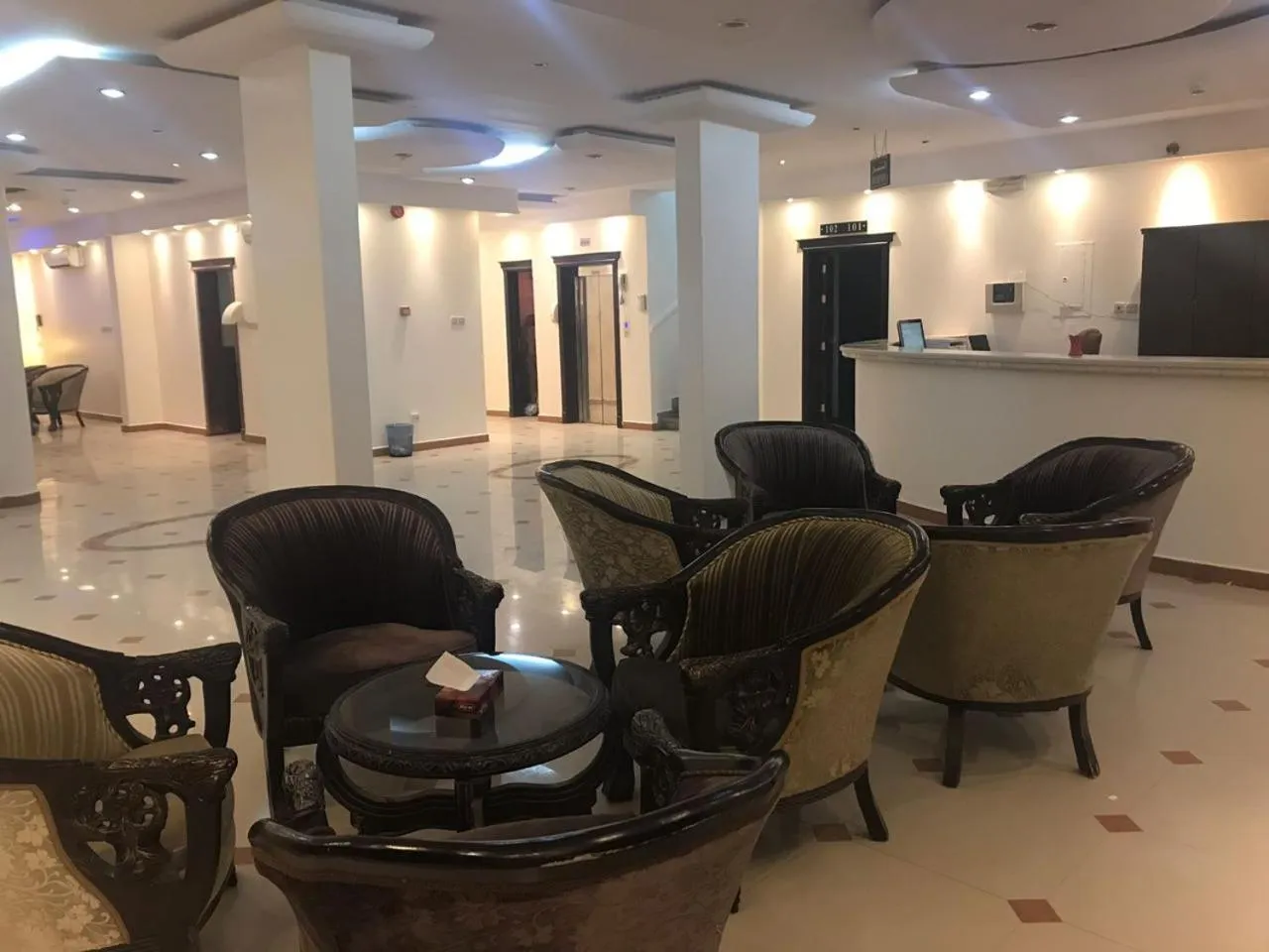 Lobby or reception in Al Makan Al Mosafer 116 Hotel by Al Azmy