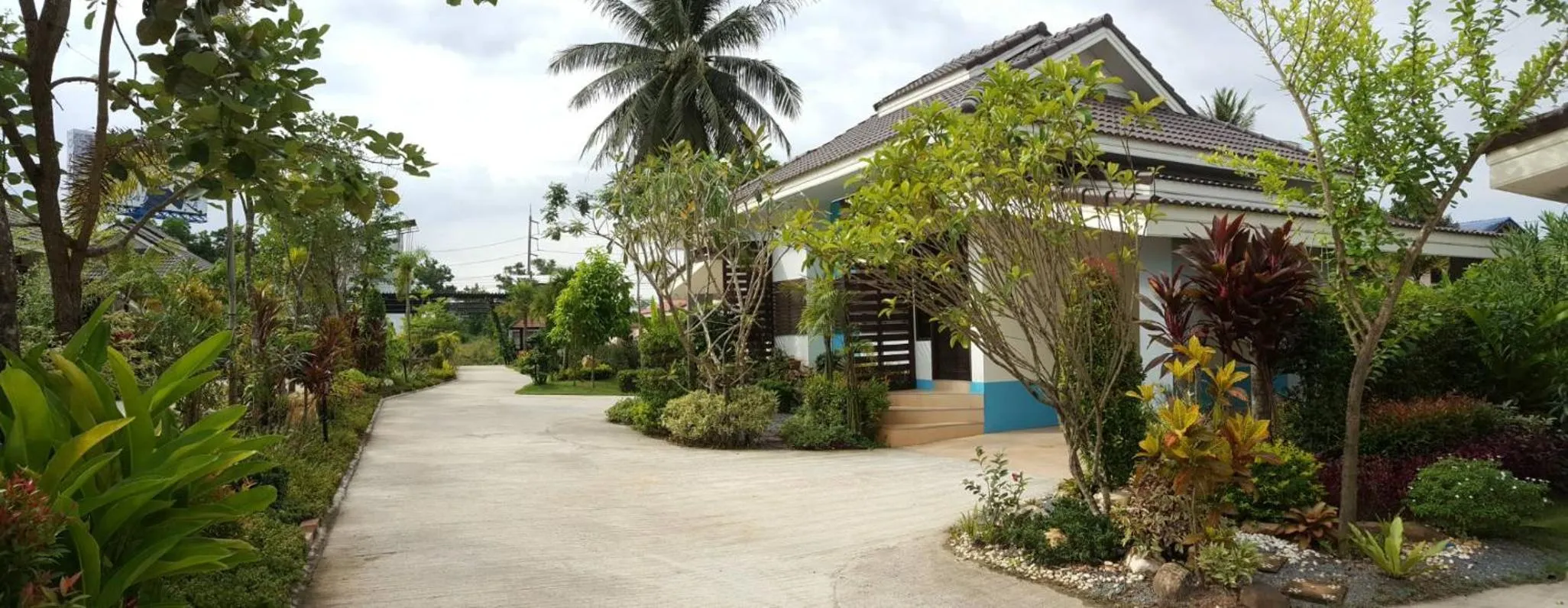 Text overlay in Dusita Grand Resort