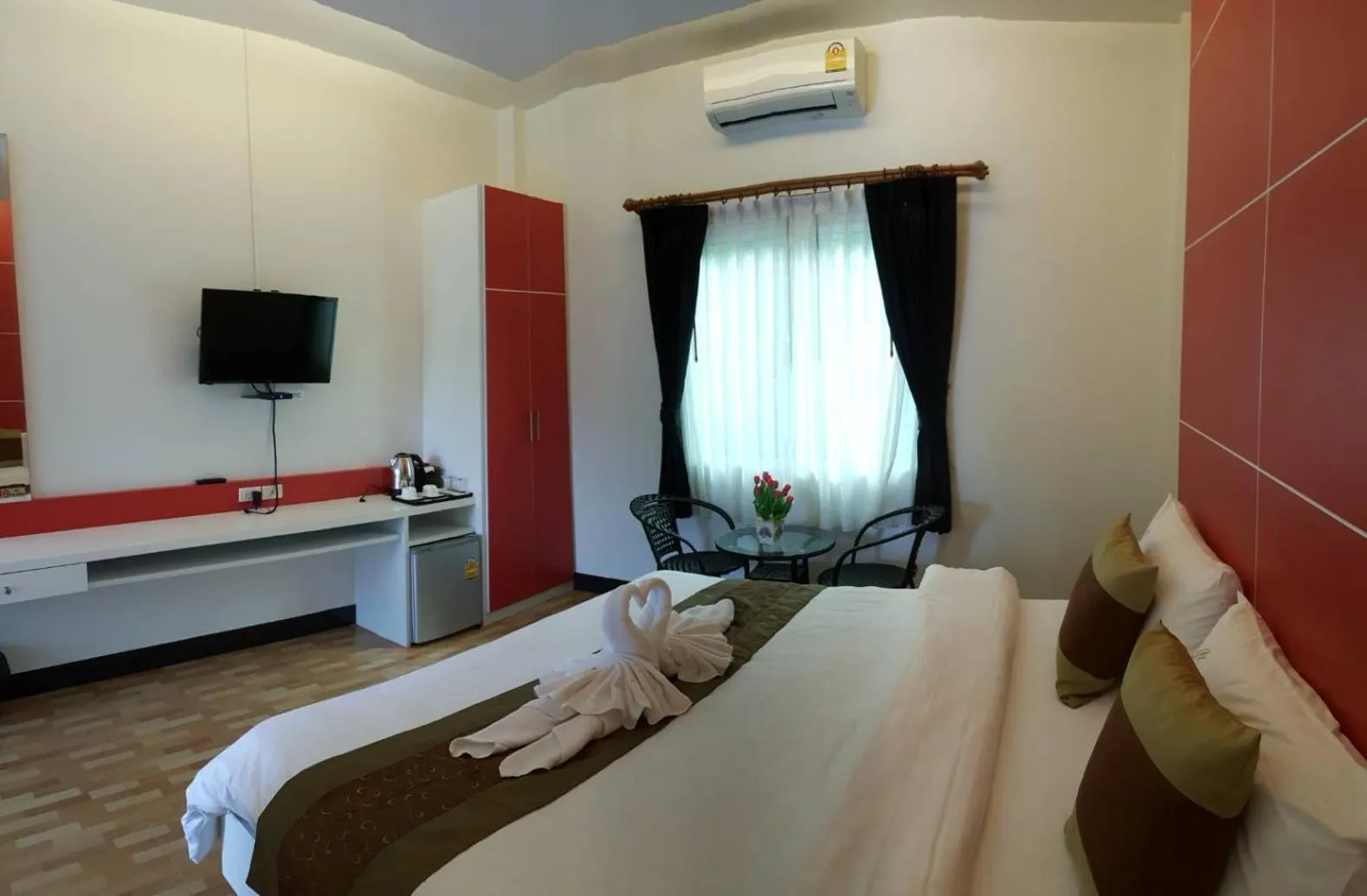 Bed in Dusita Grand Resort