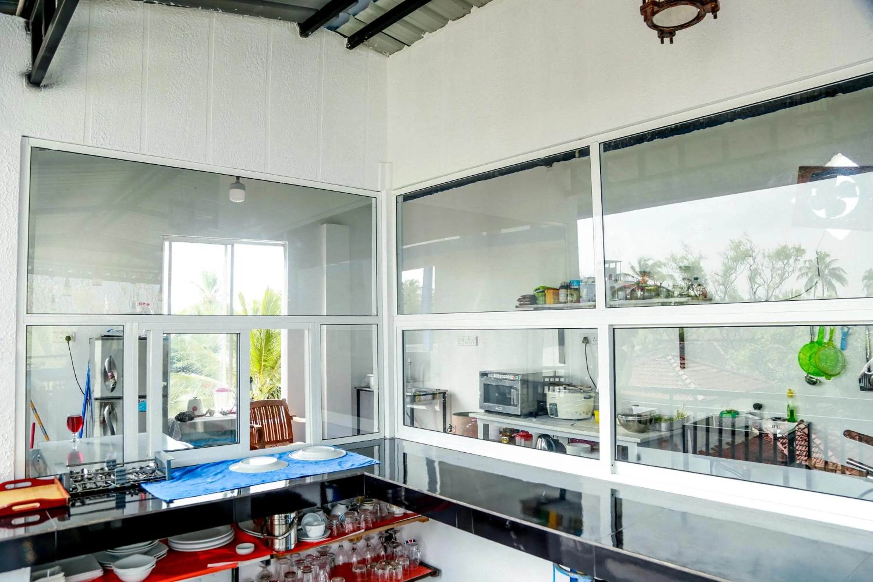 Restaurant/places to eat in Nebula Residence