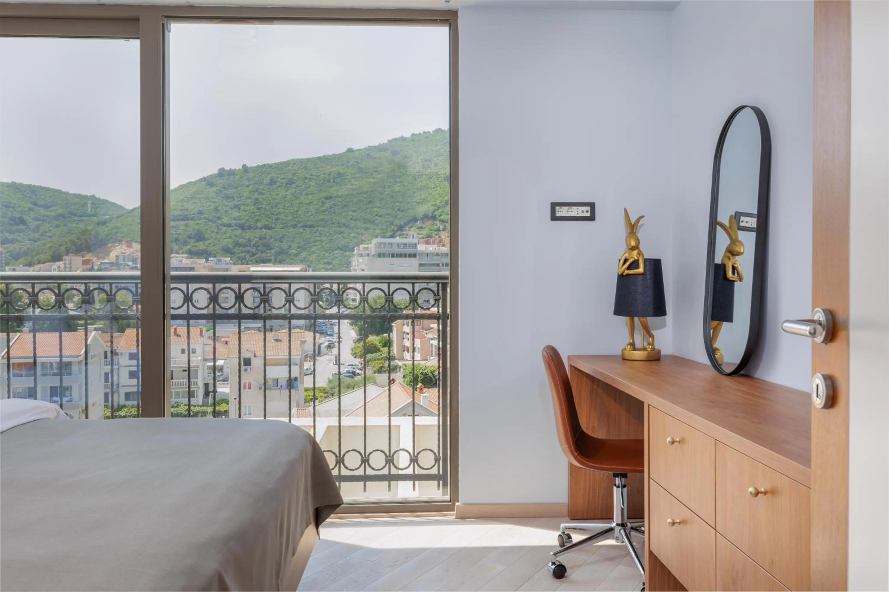 Bed in Hotel Kadmo by Aycon