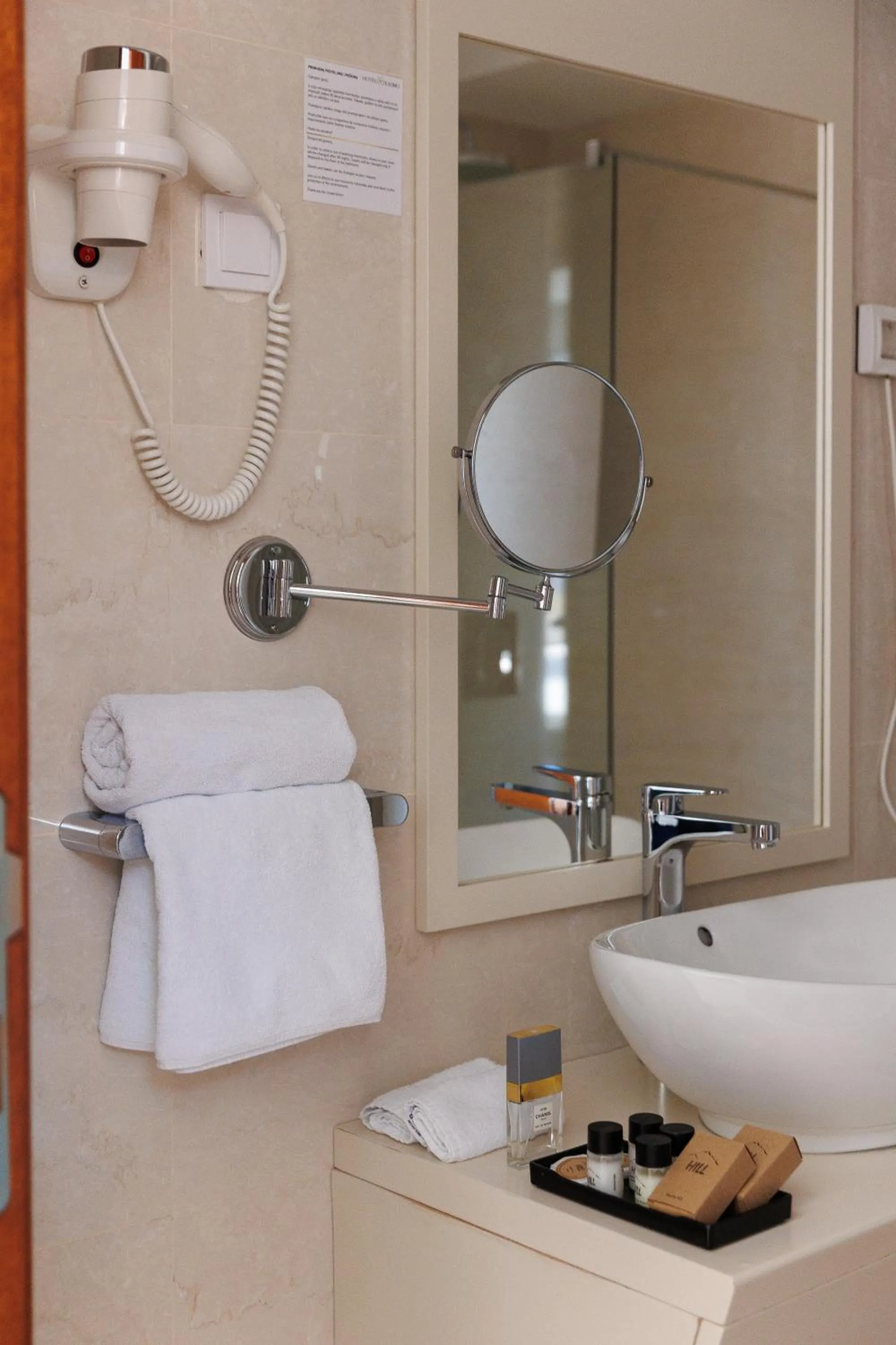 Hotel Kadmo by Aycon