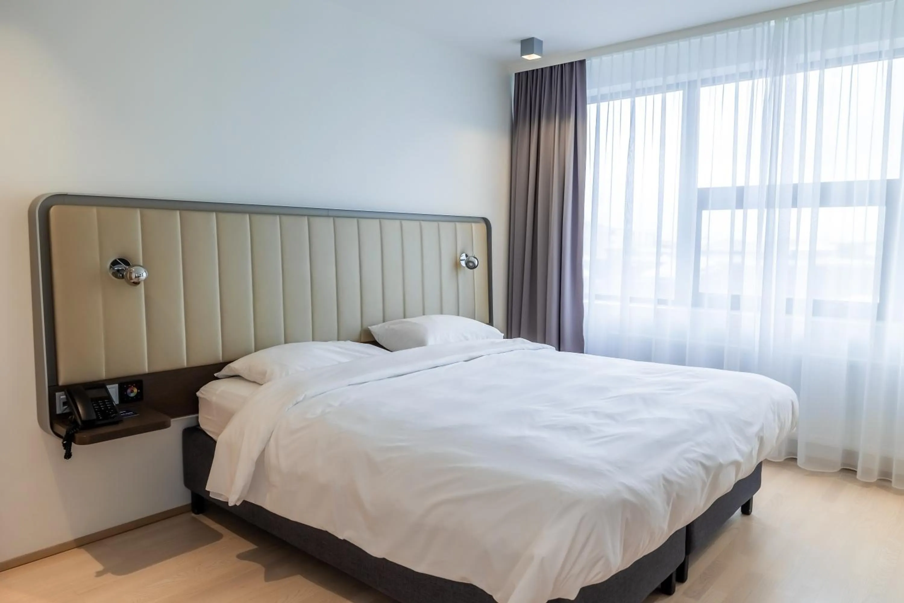 Bedroom, Bed in Park Inn by Radisson Reykjavik Keflavík Airport