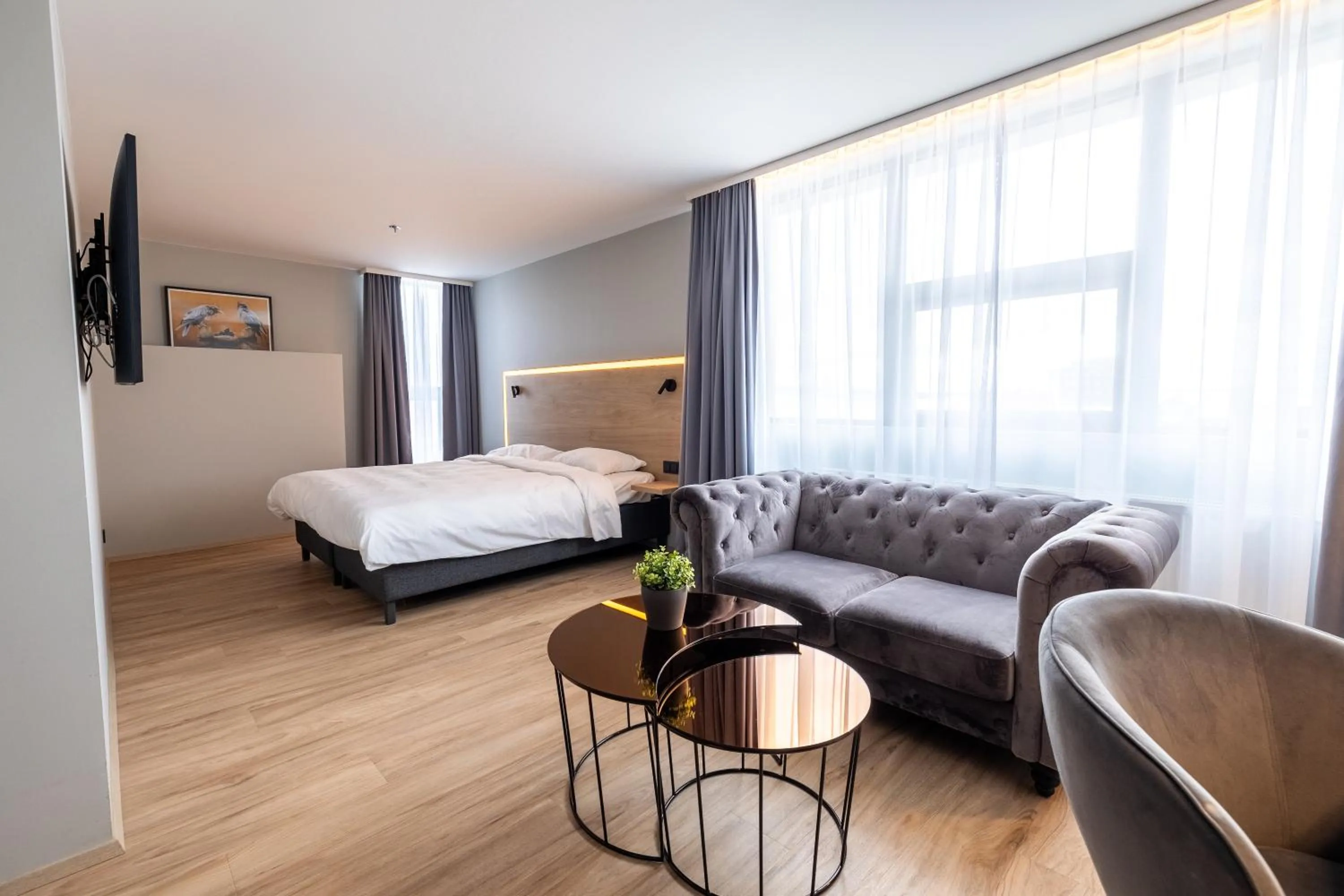 Photo of the whole room, Bed in Park Inn by Radisson Reykjavik Keflavík Airport