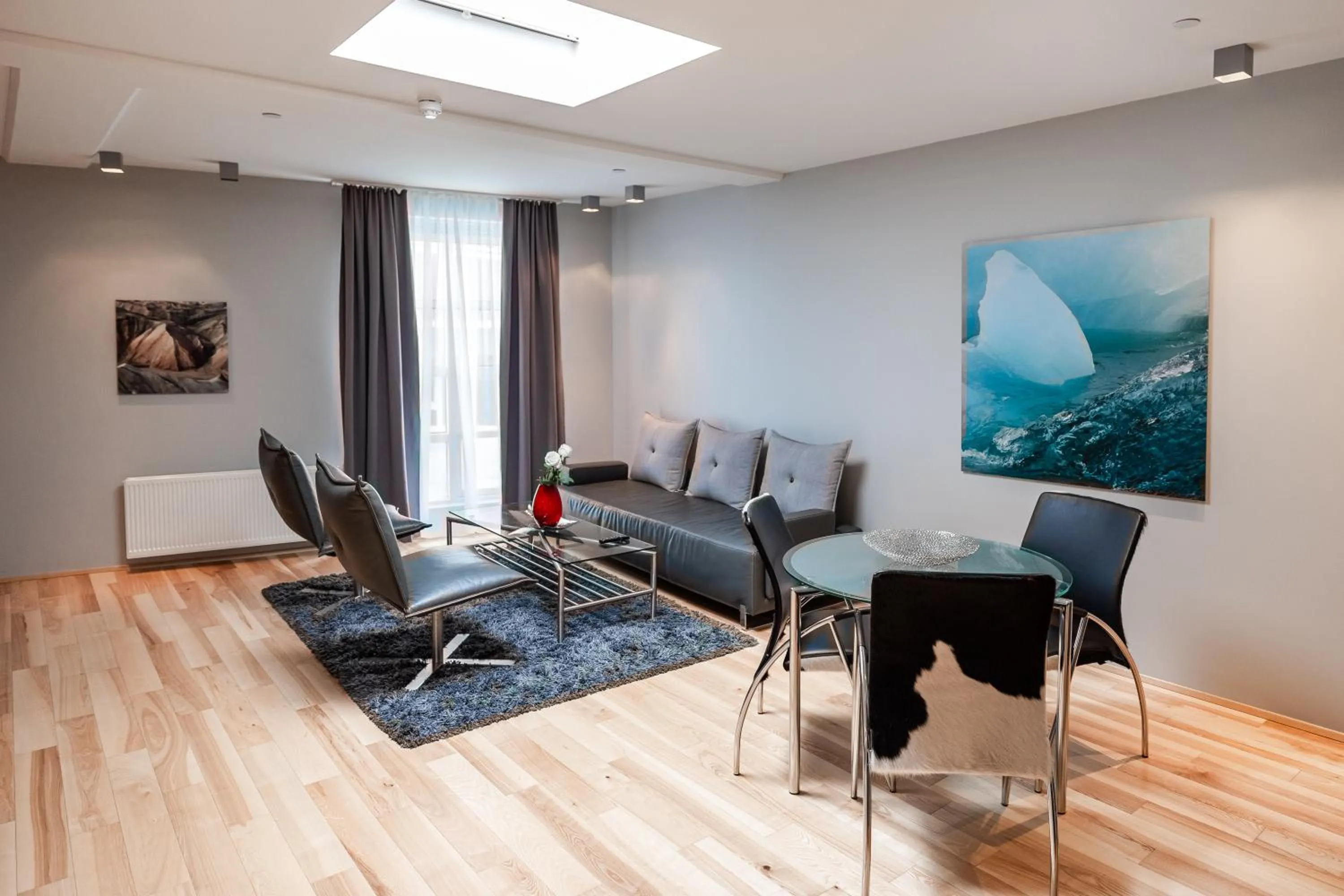 Seating area in Park Inn by Radisson Reykjavik Keflavík Airport