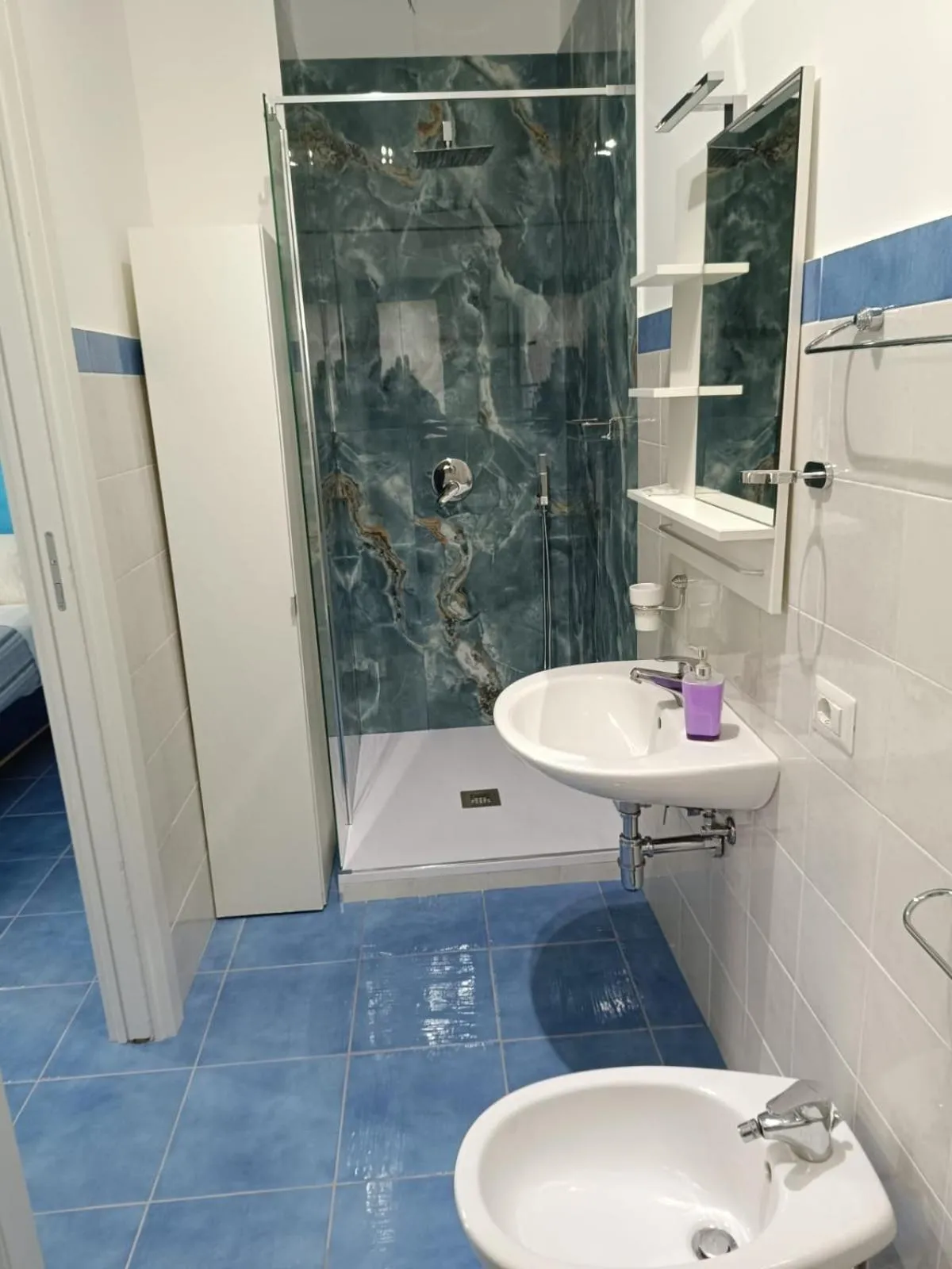 Shower in B&B Oasi al Mare