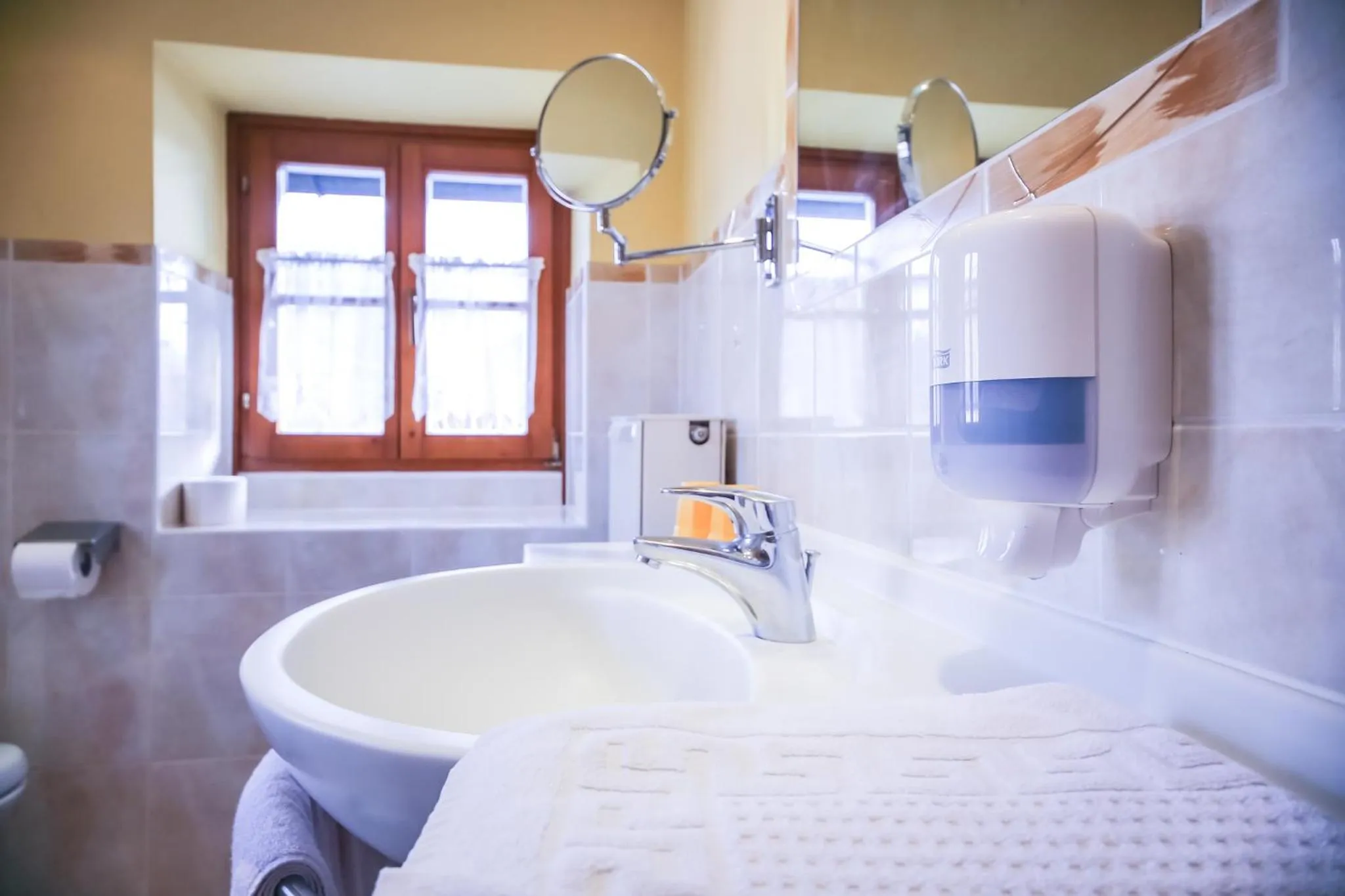 Bathroom in Gasthof Simmerlwirt