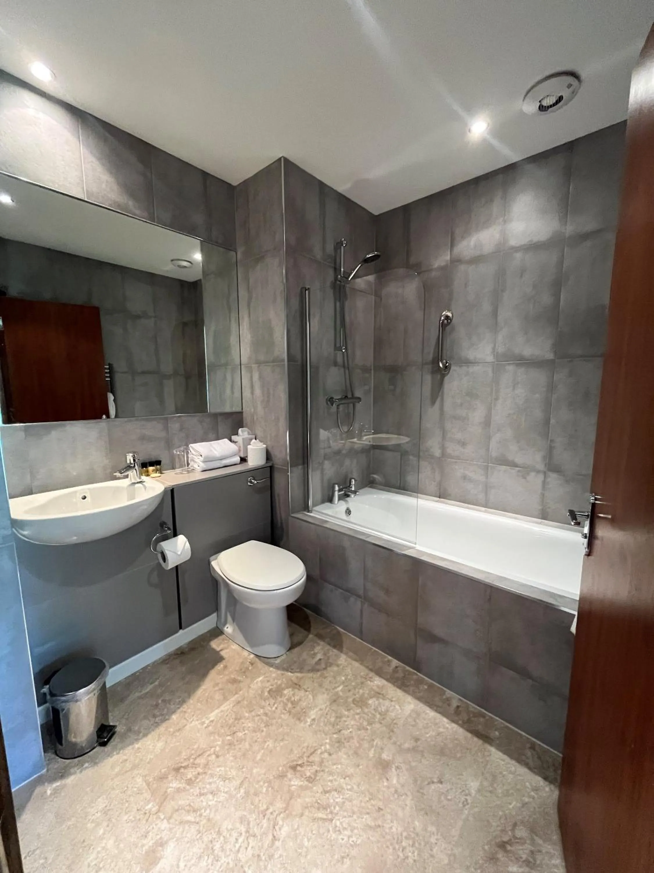 Bathroom in Thorpeness Golf Club and Hotel