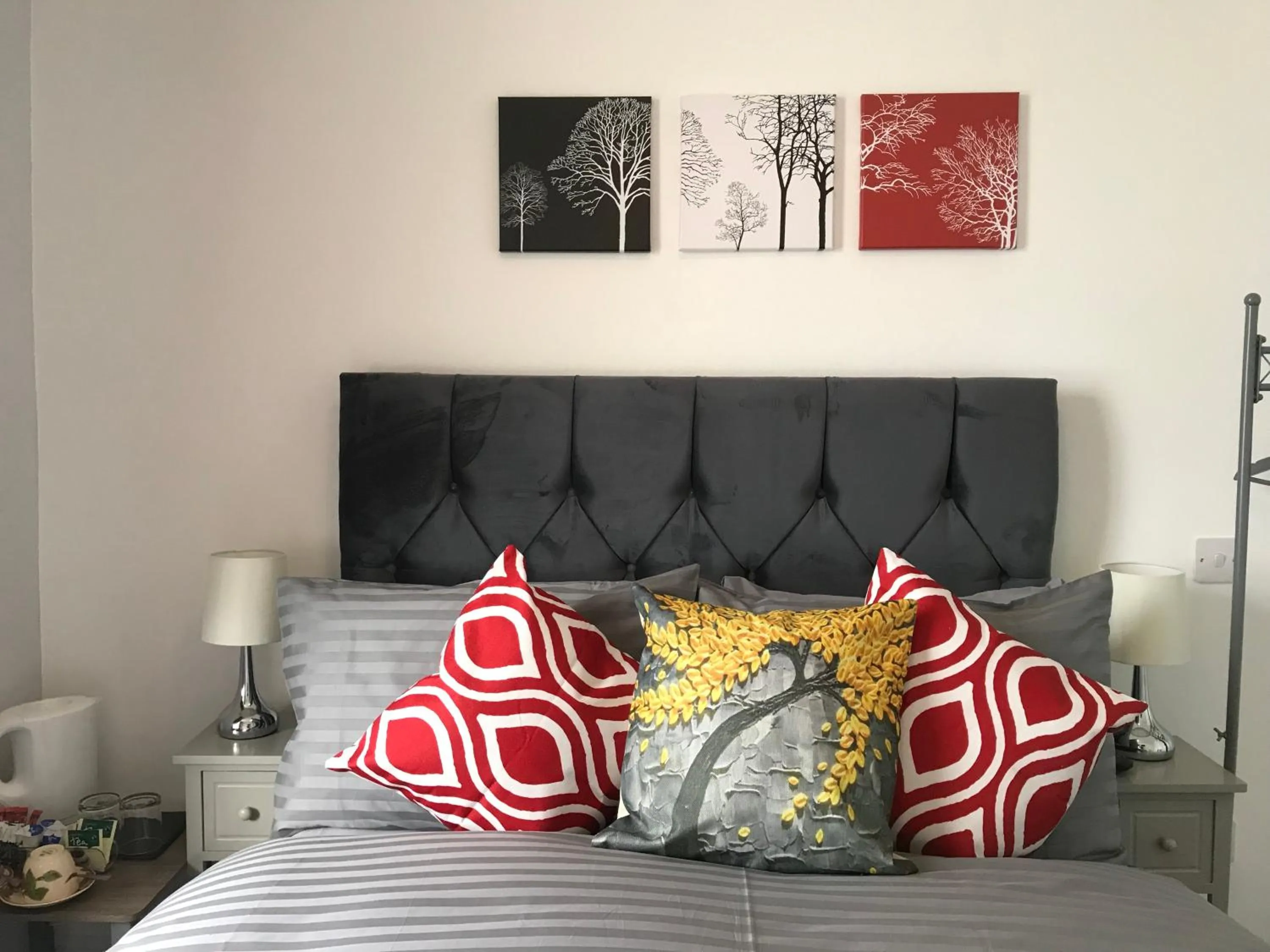 Bed in Sherwood Hotel