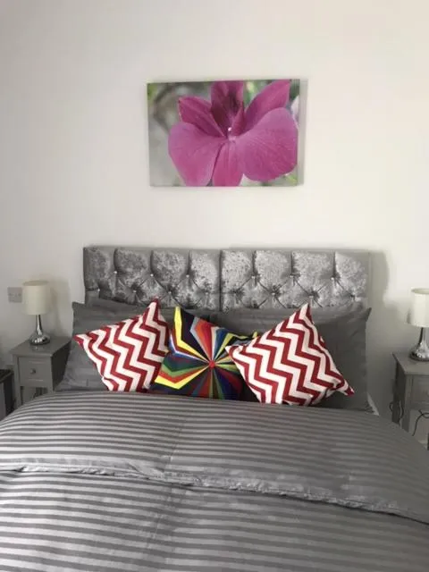 Bed in Sherwood Hotel