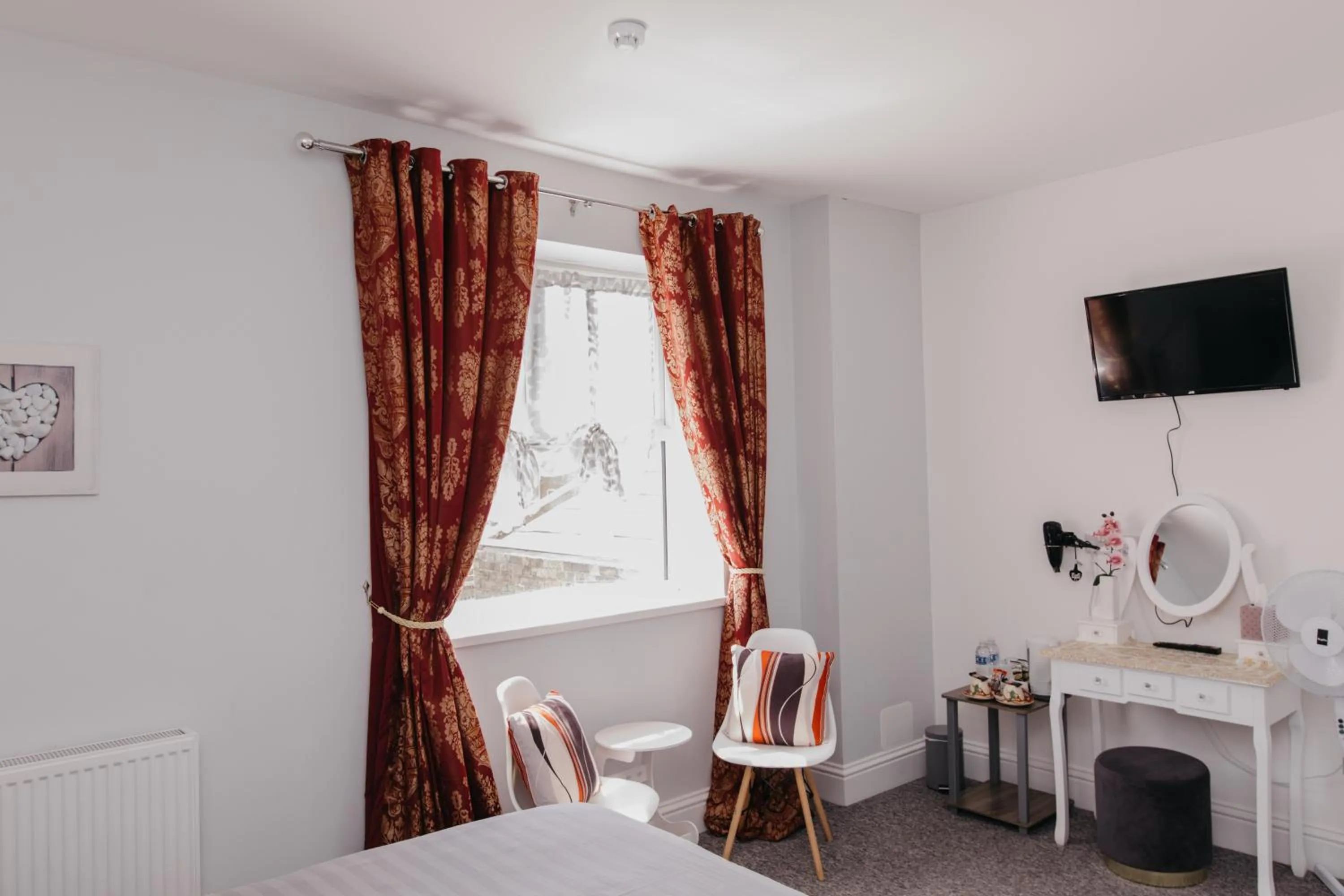 Bed in Sherwood Hotel