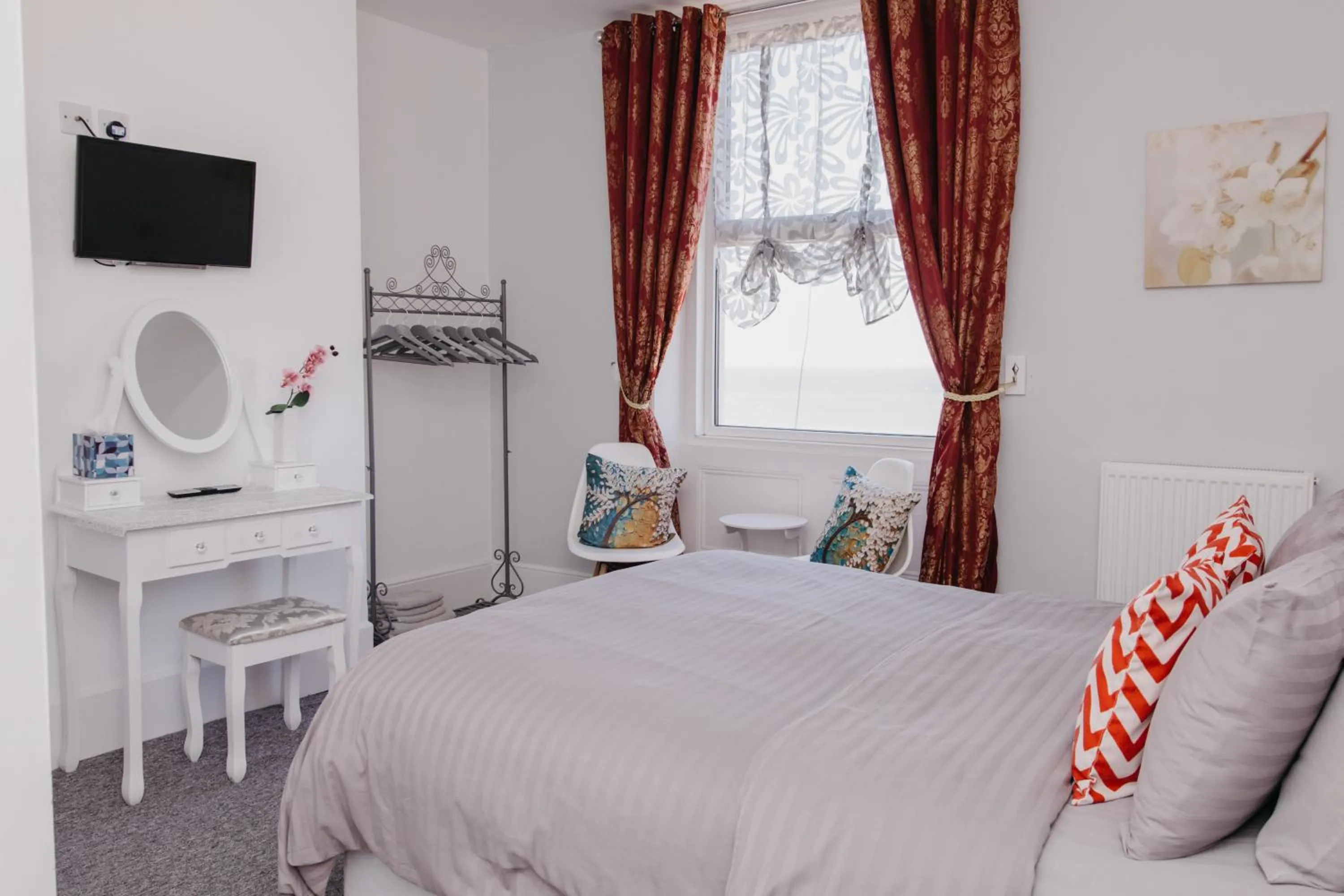 Bed in Sherwood Hotel