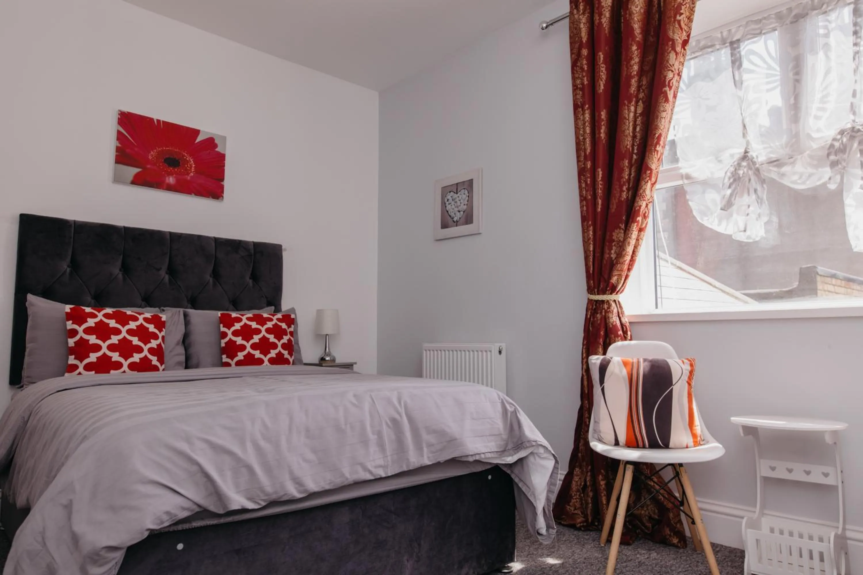 Bed in Sherwood Hotel