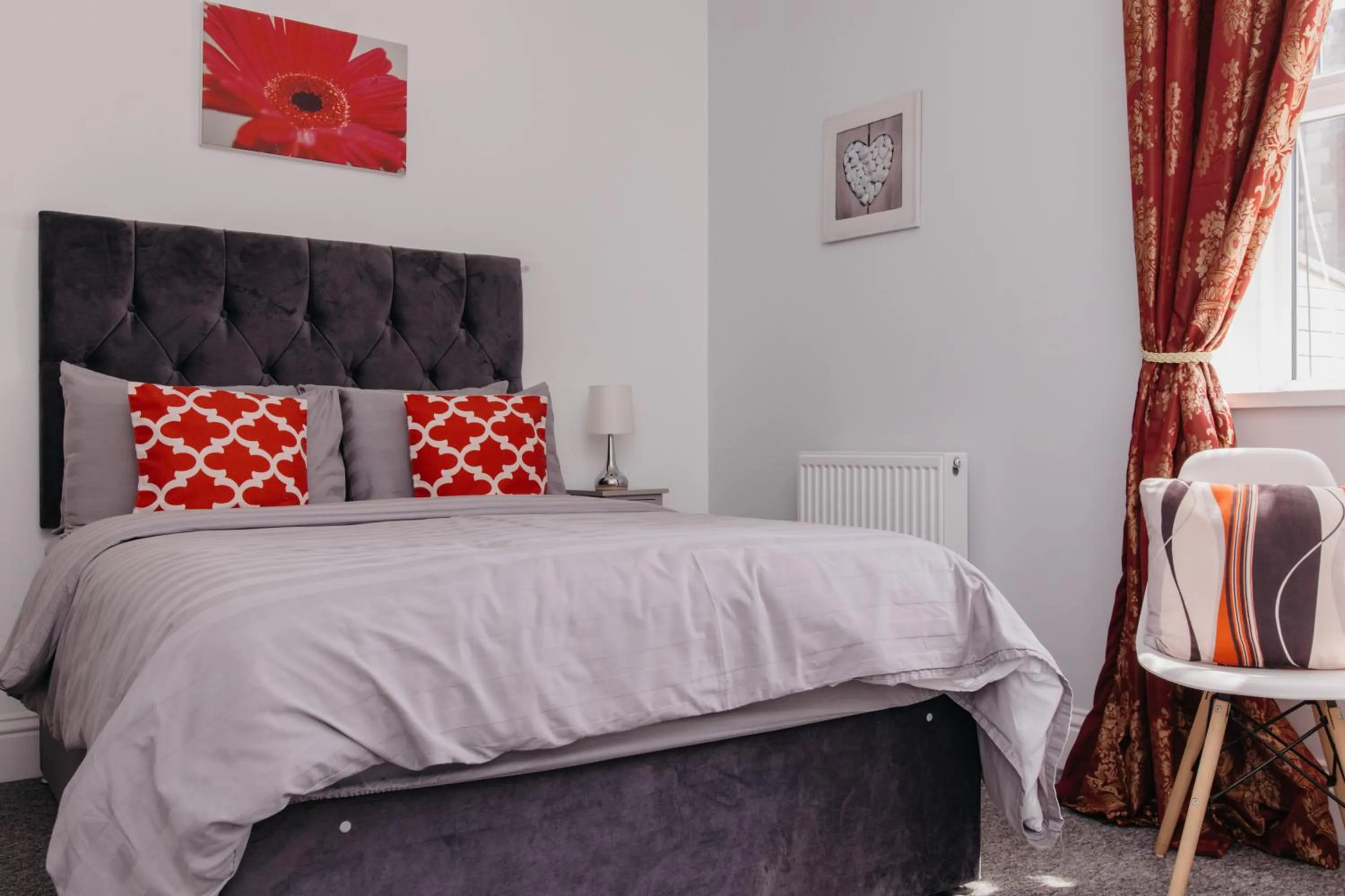 Bed in Sherwood Hotel