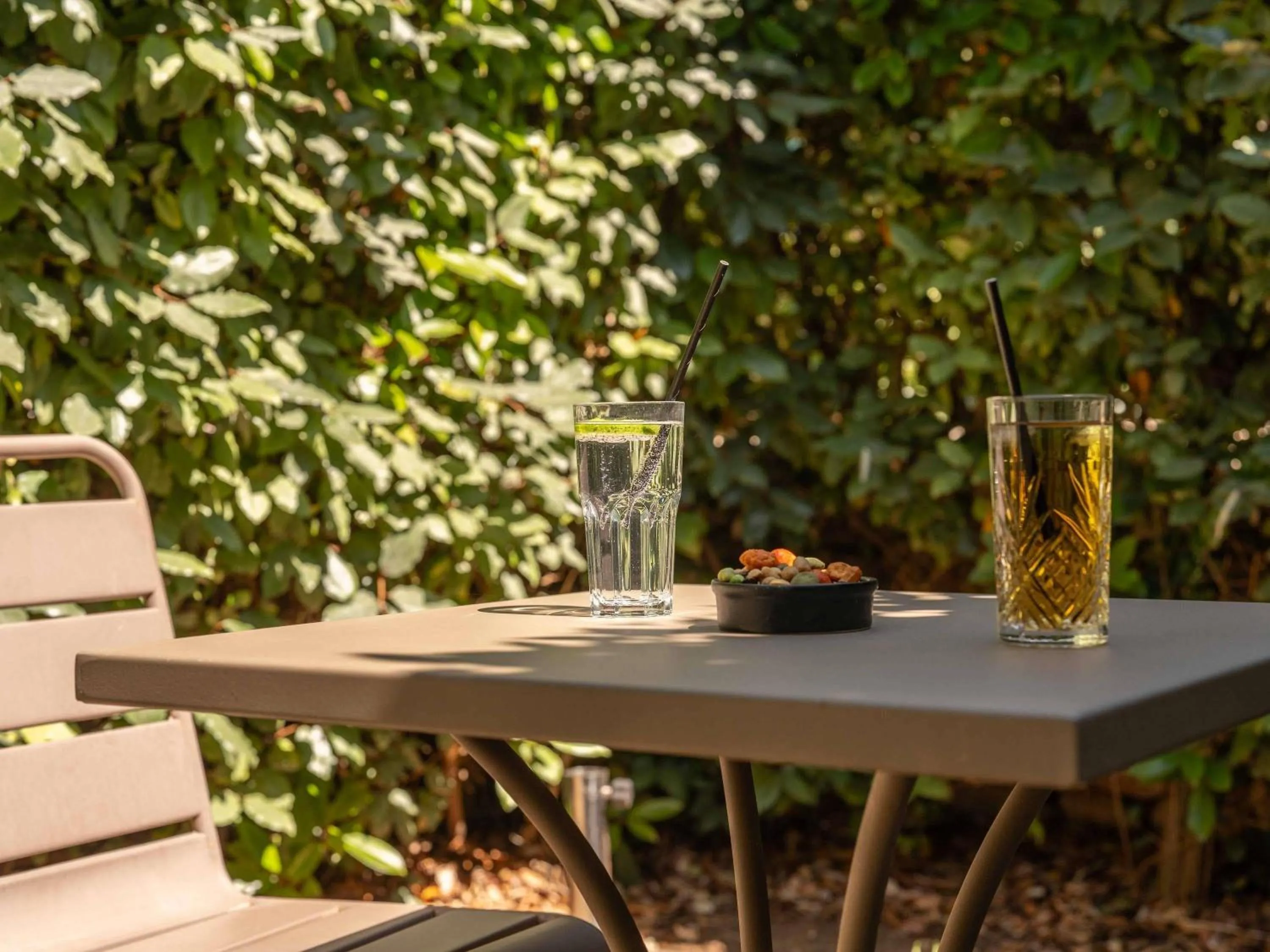 Bedroom in Mercure Aix-En-Provence Sainte-Victoire