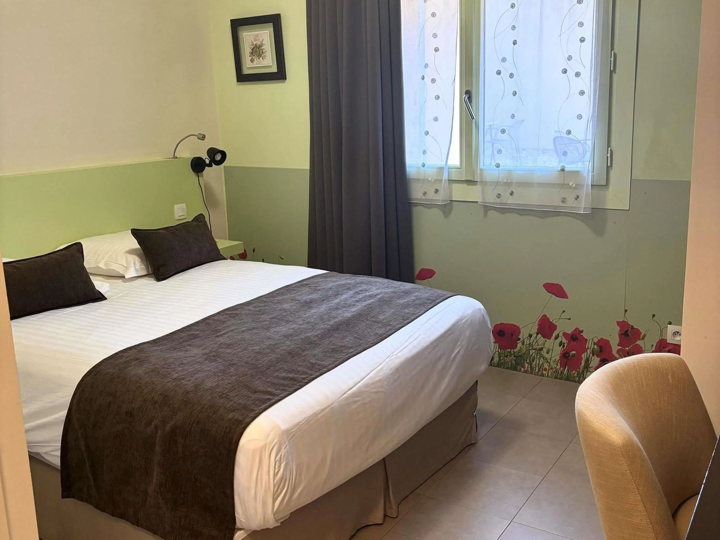 Bedroom, Bed in Mercure Aix-En-Provence Sainte-Victoire