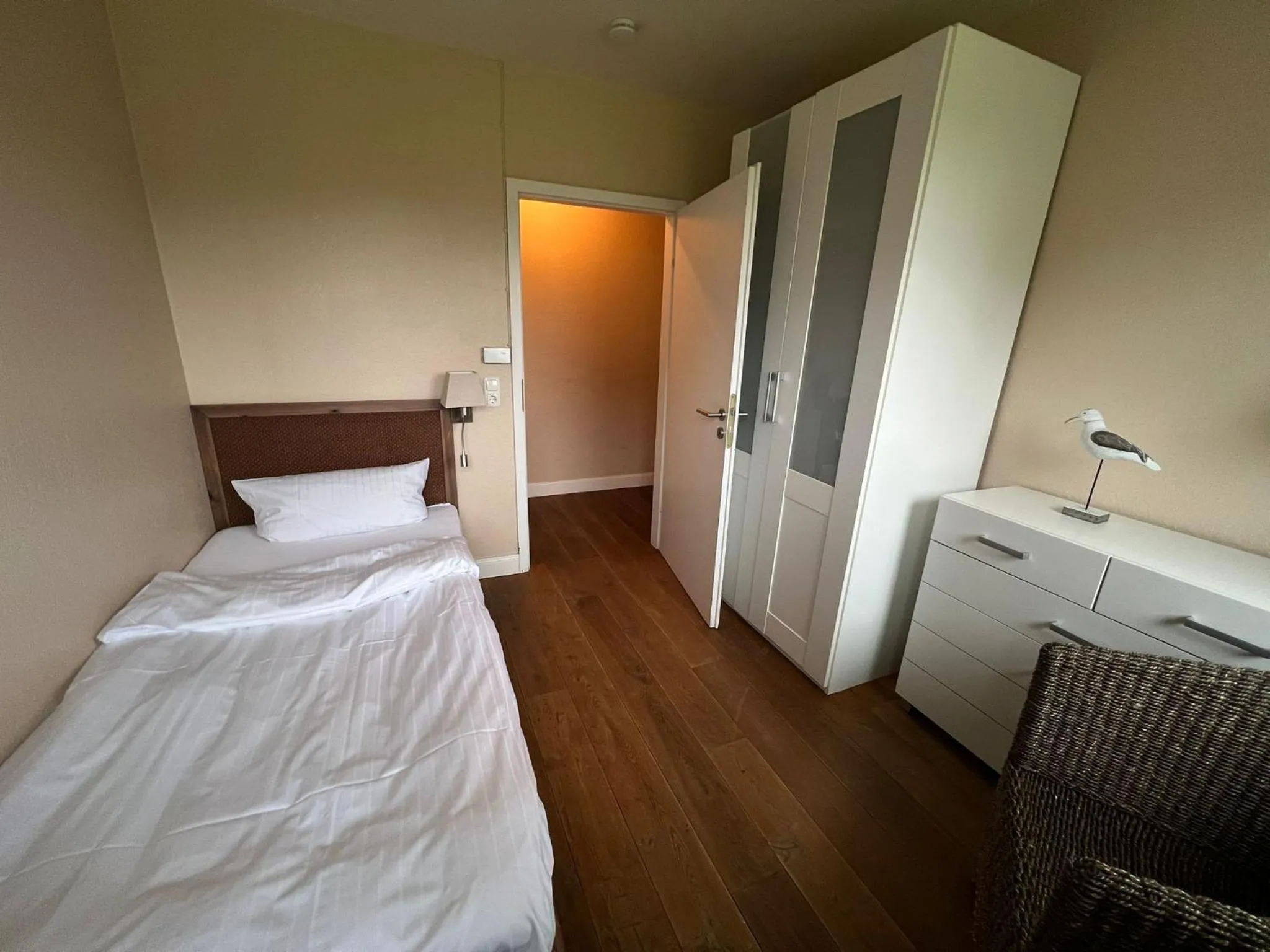 Photo of the whole room, Bed in Hotel Hüttmann