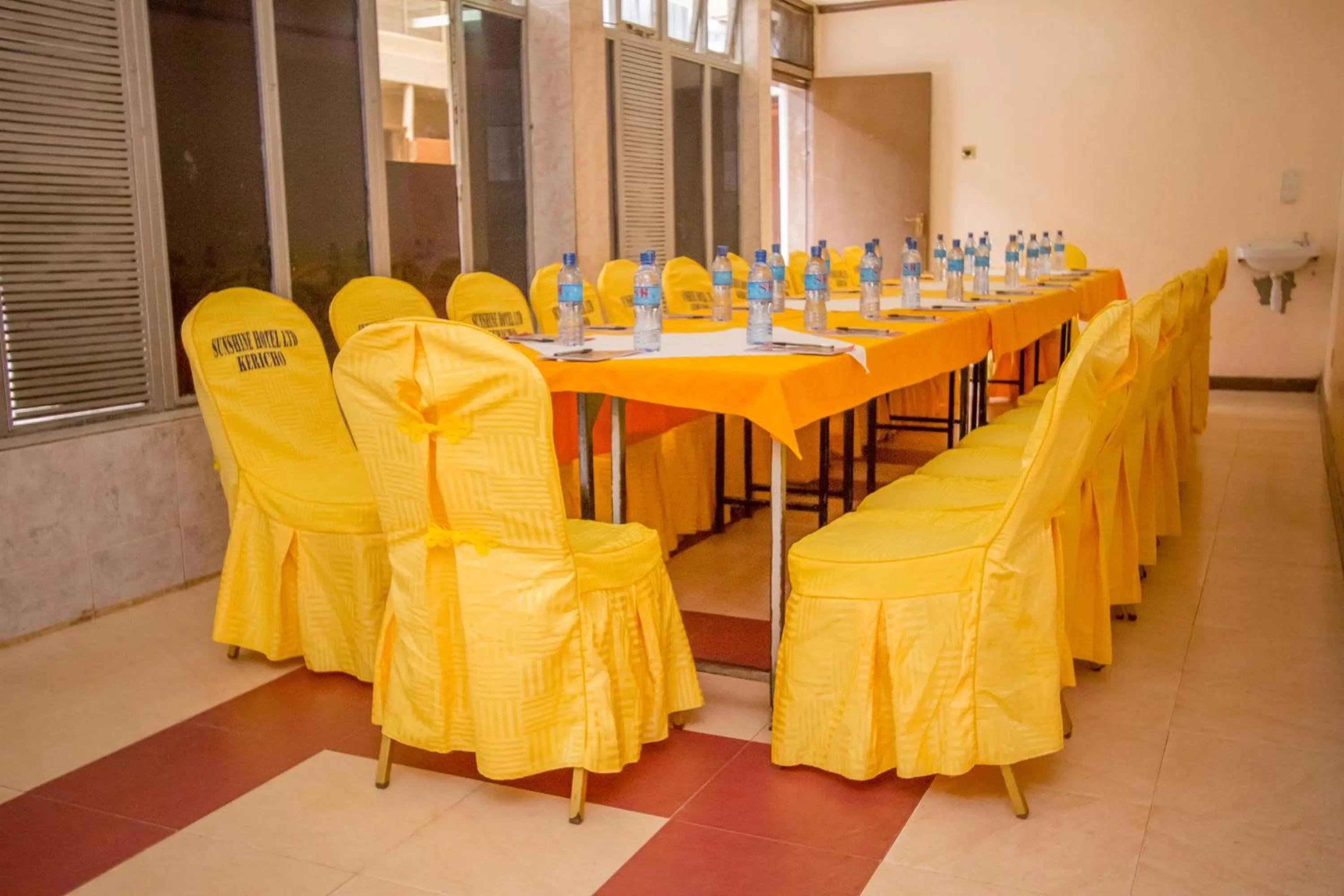 Banquet/Function facilities in Sunshine Hotel Tengecha