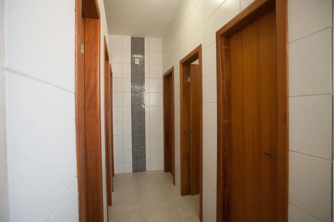 Shower in The Bridge Hostel Florianópolis