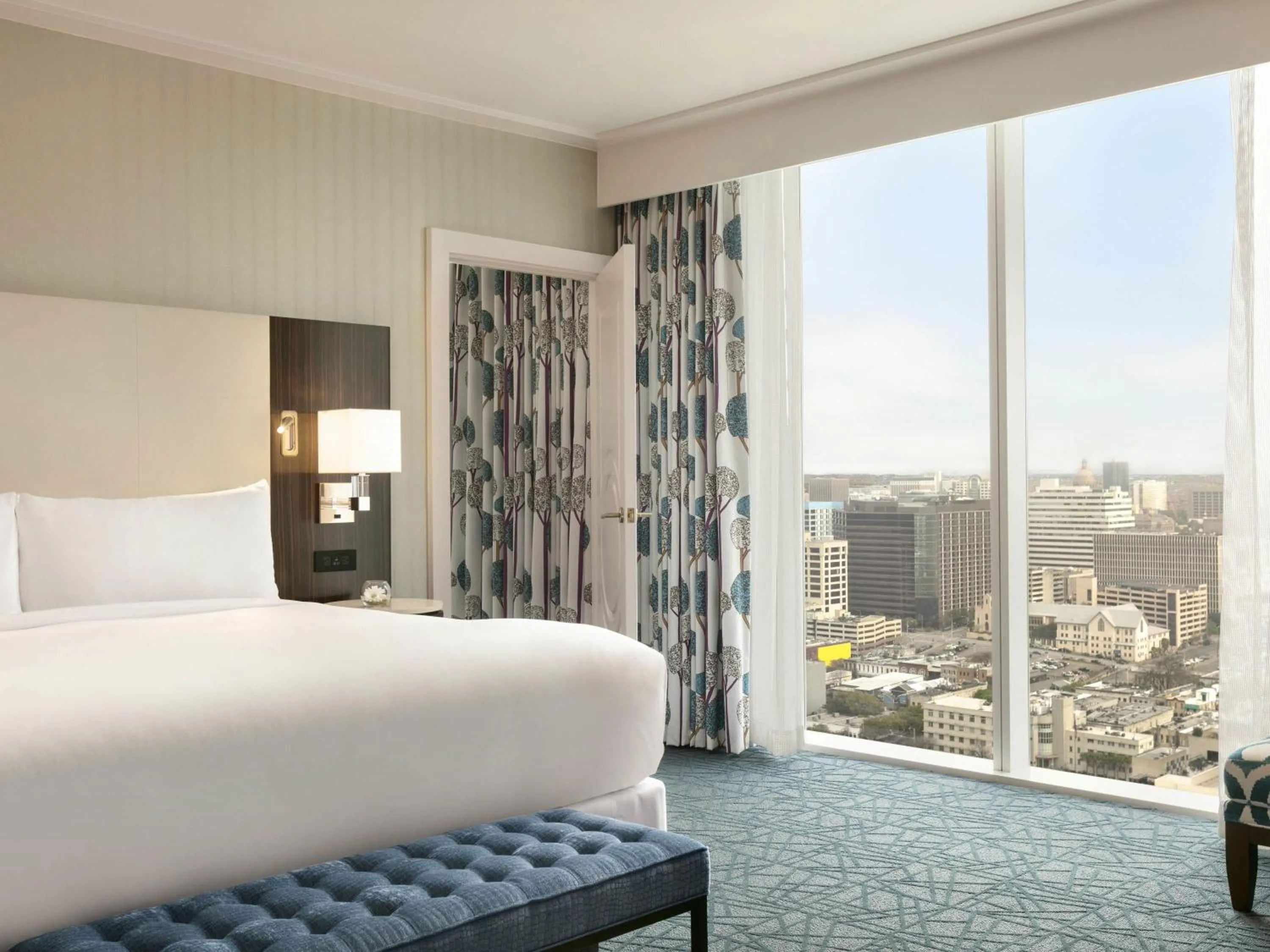 Bedroom, Bed in Fairmont Austin