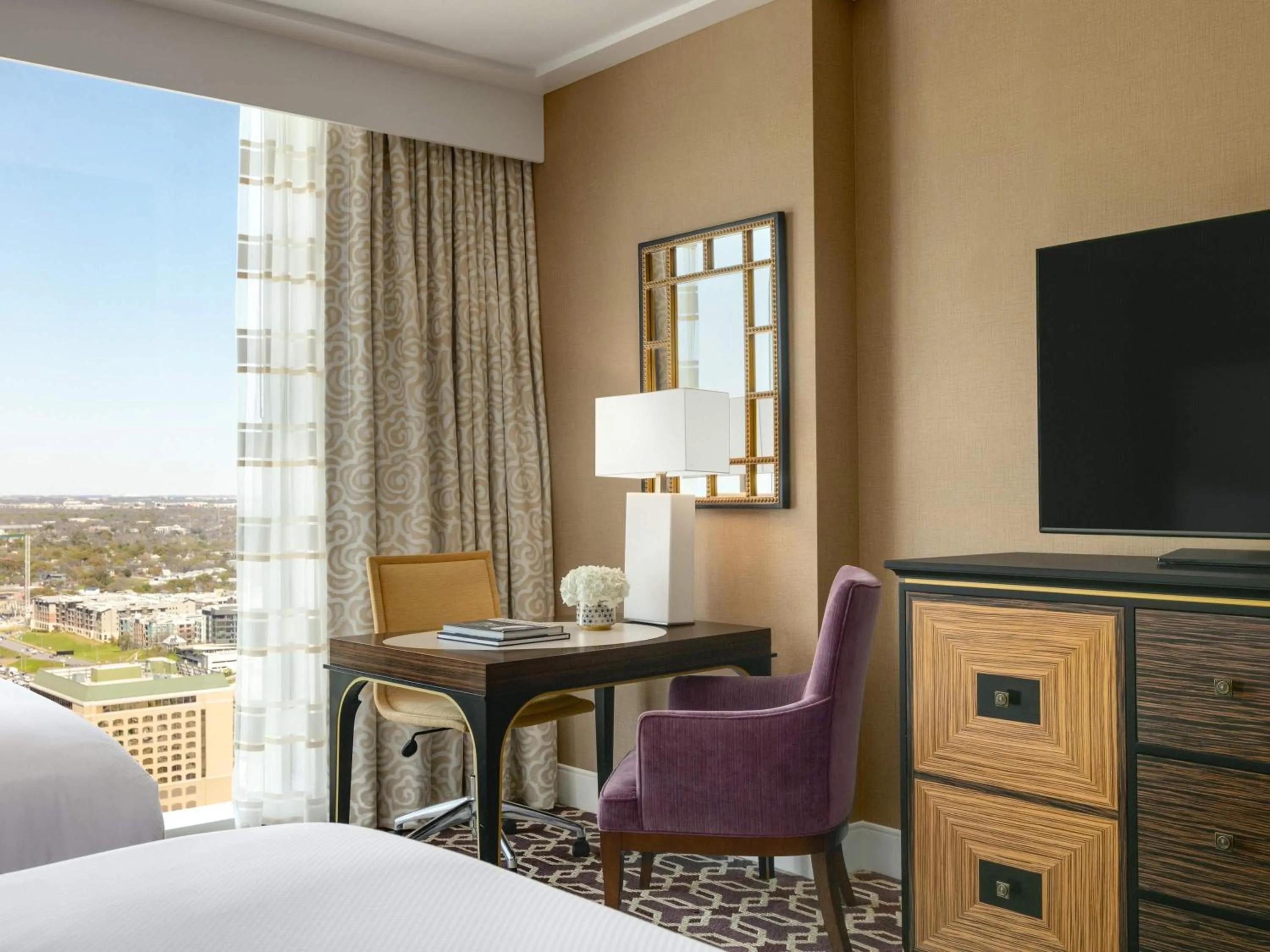 Bedroom, Bed in Fairmont Austin