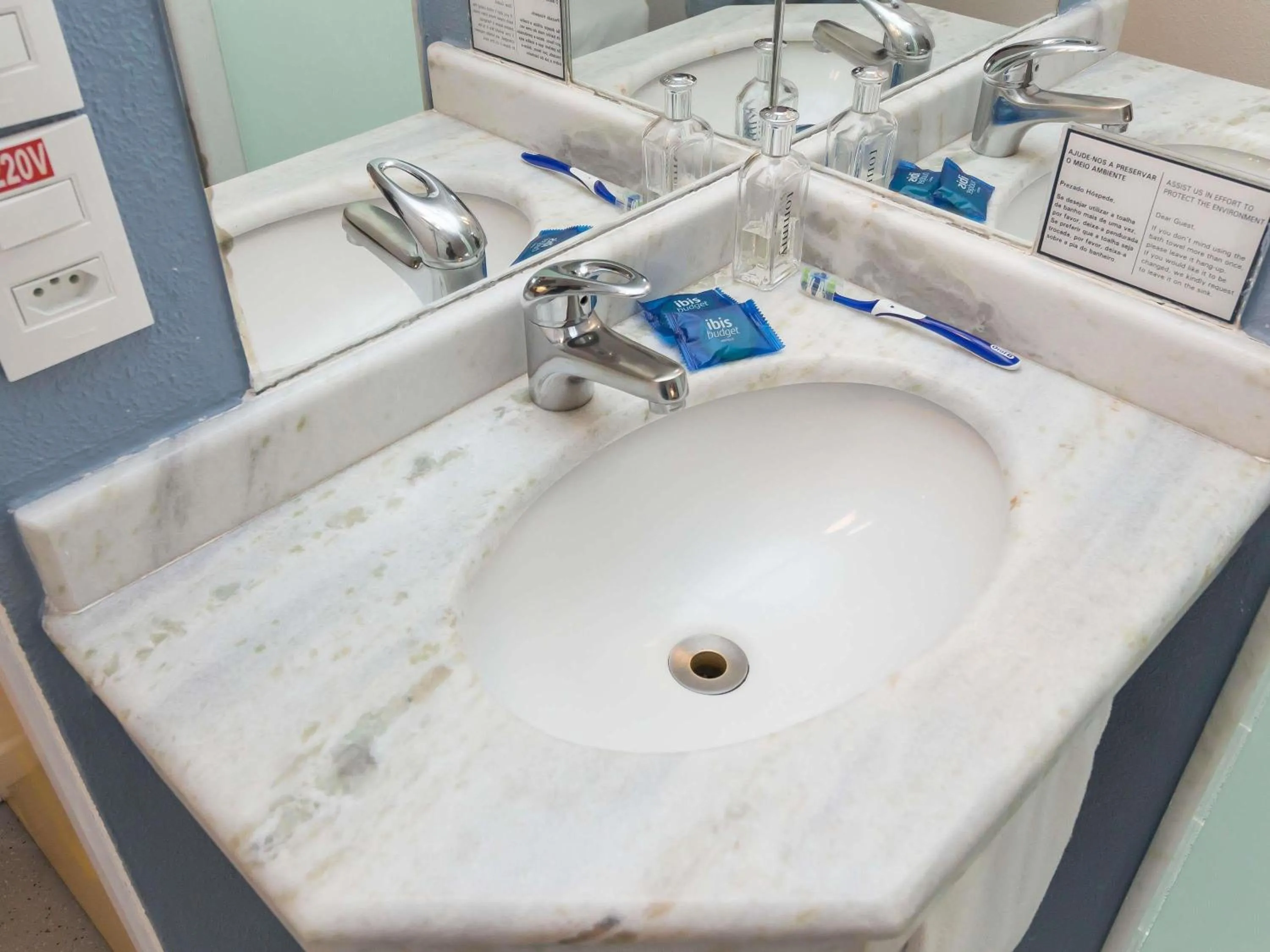 Bedroom in ibis budget Curitiba Centro