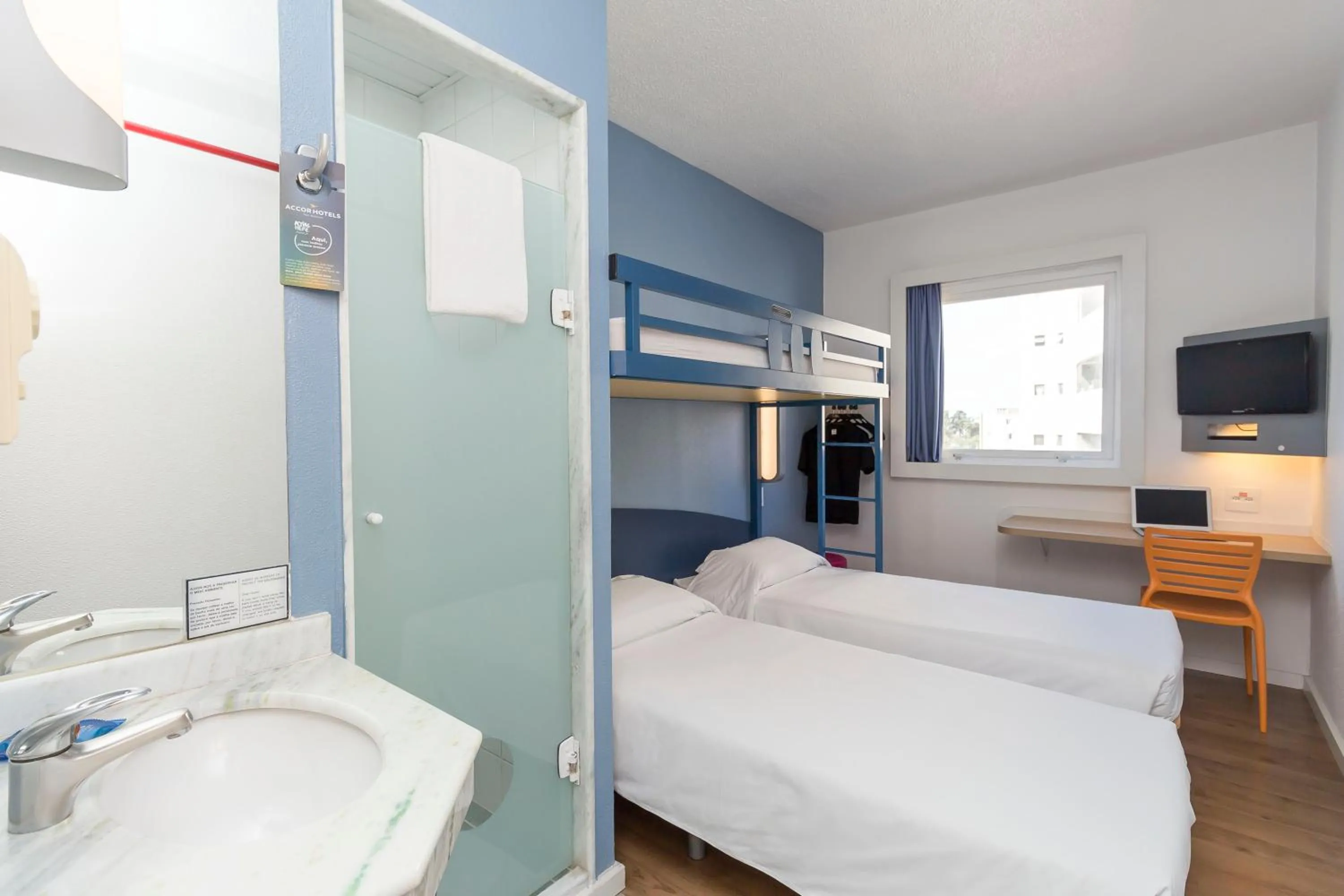 Bed in ibis budget Curitiba Centro