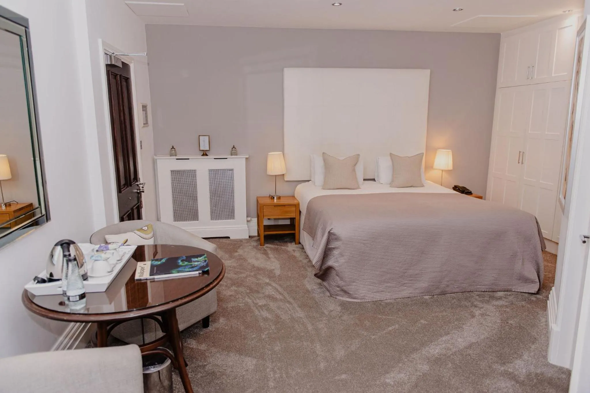 Photo of the whole room, Bed in Woodlands Hotel